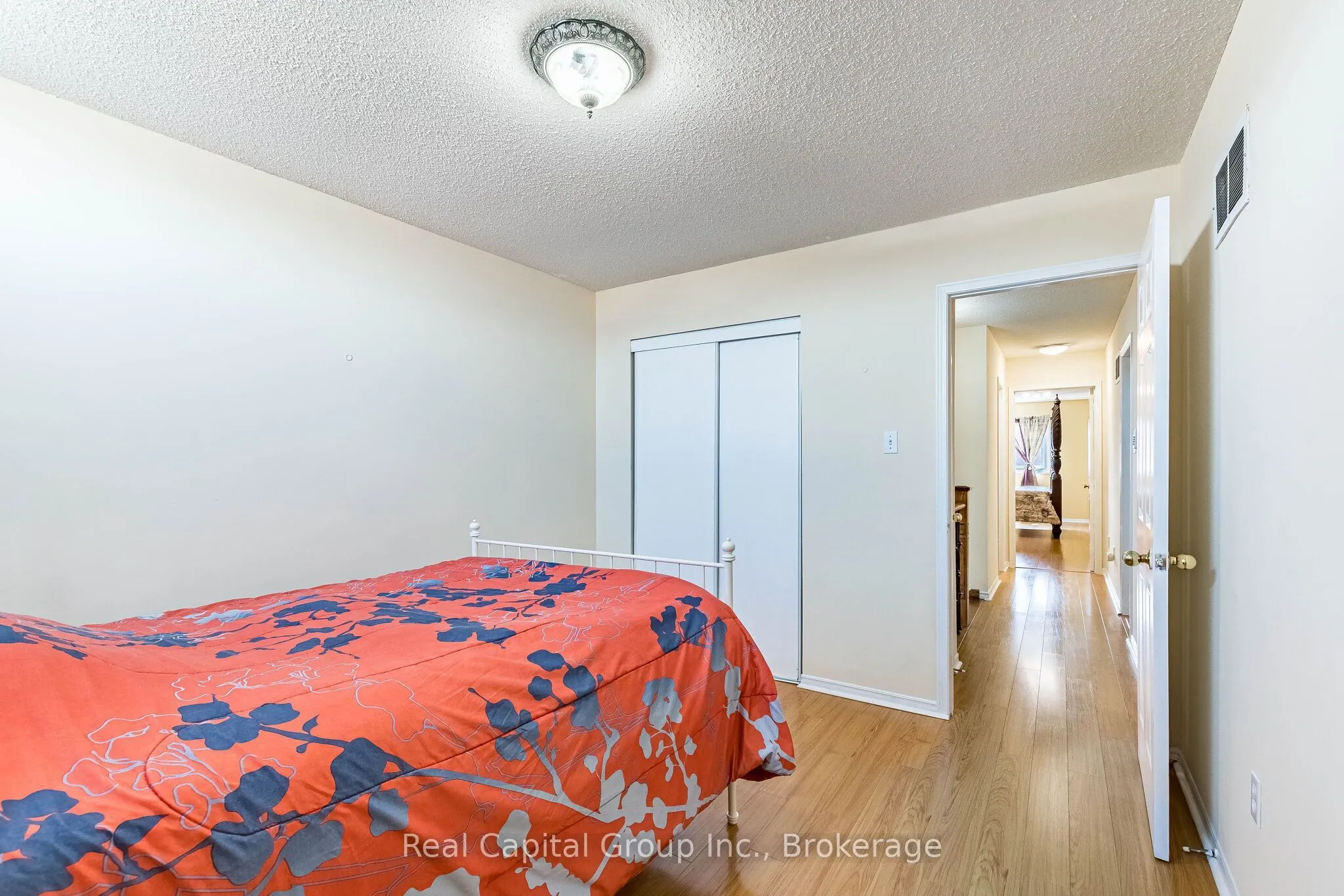 77 Arthurs Crescent