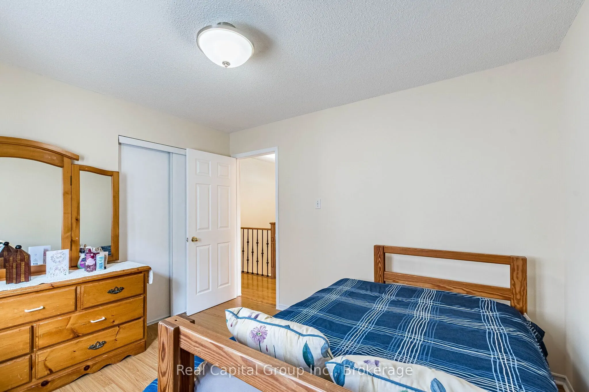 77 Arthurs Crescent