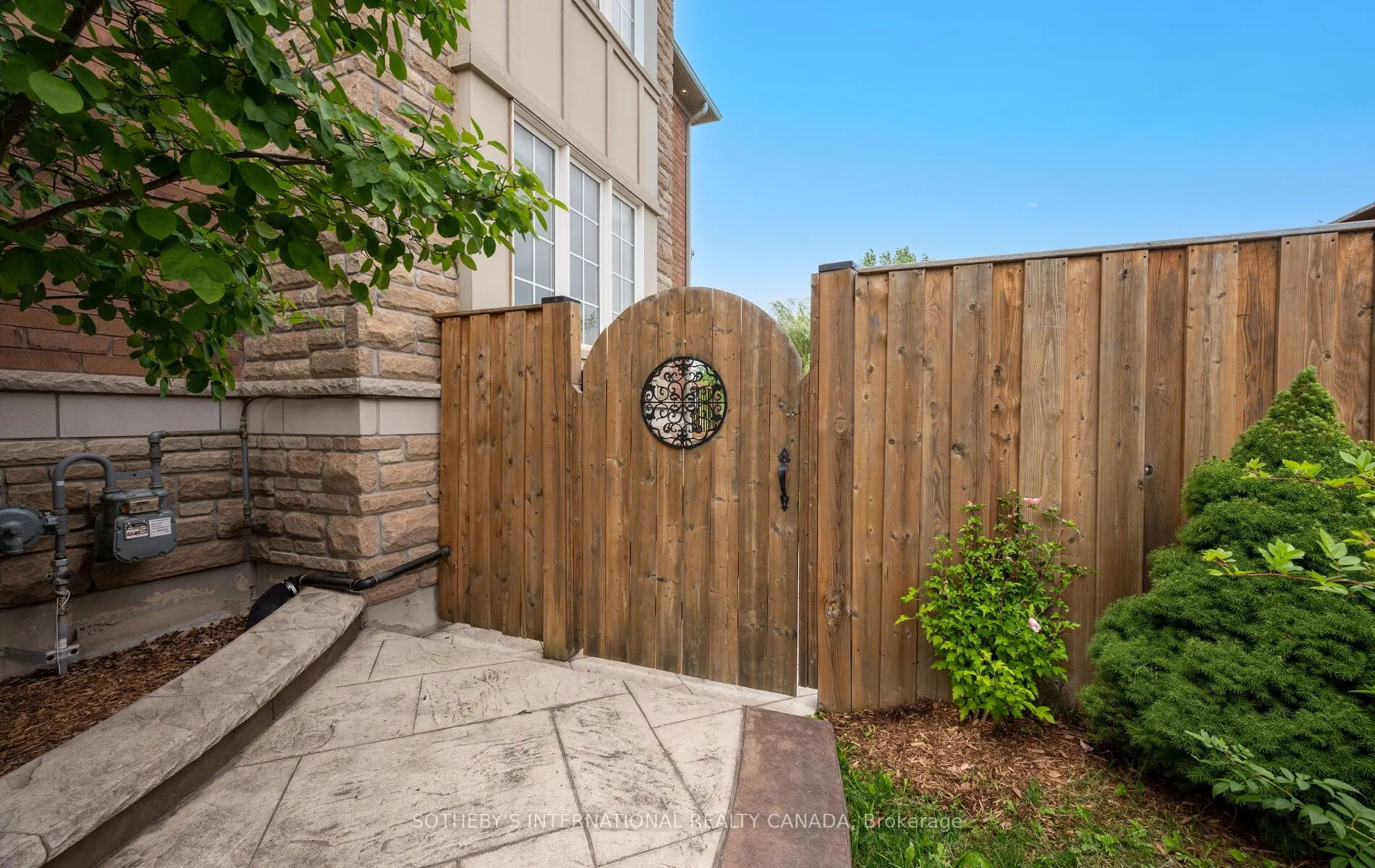 745 Farmstead Drive #21