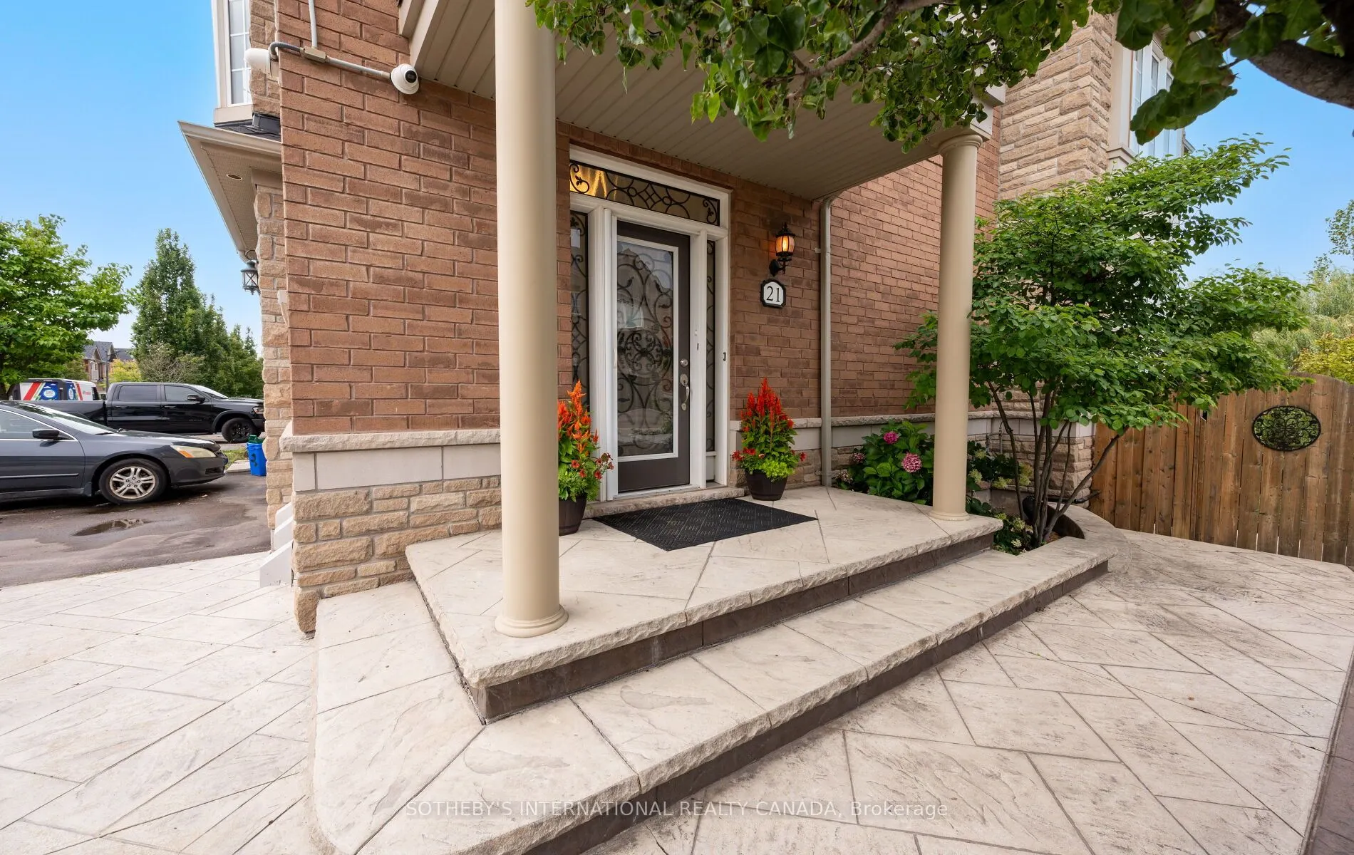 745 Farmstead Drive #21