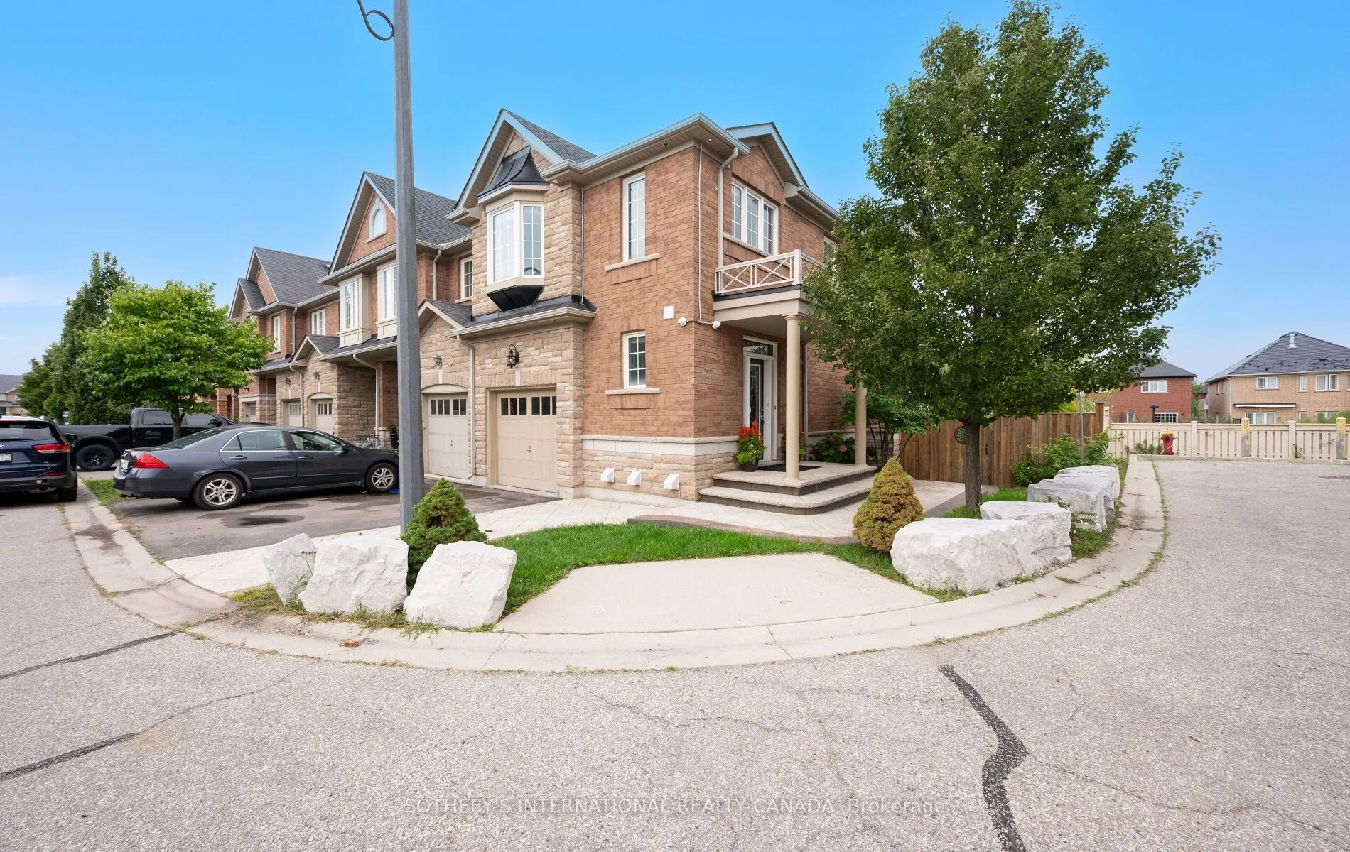 745 Farmstead Drive #21
