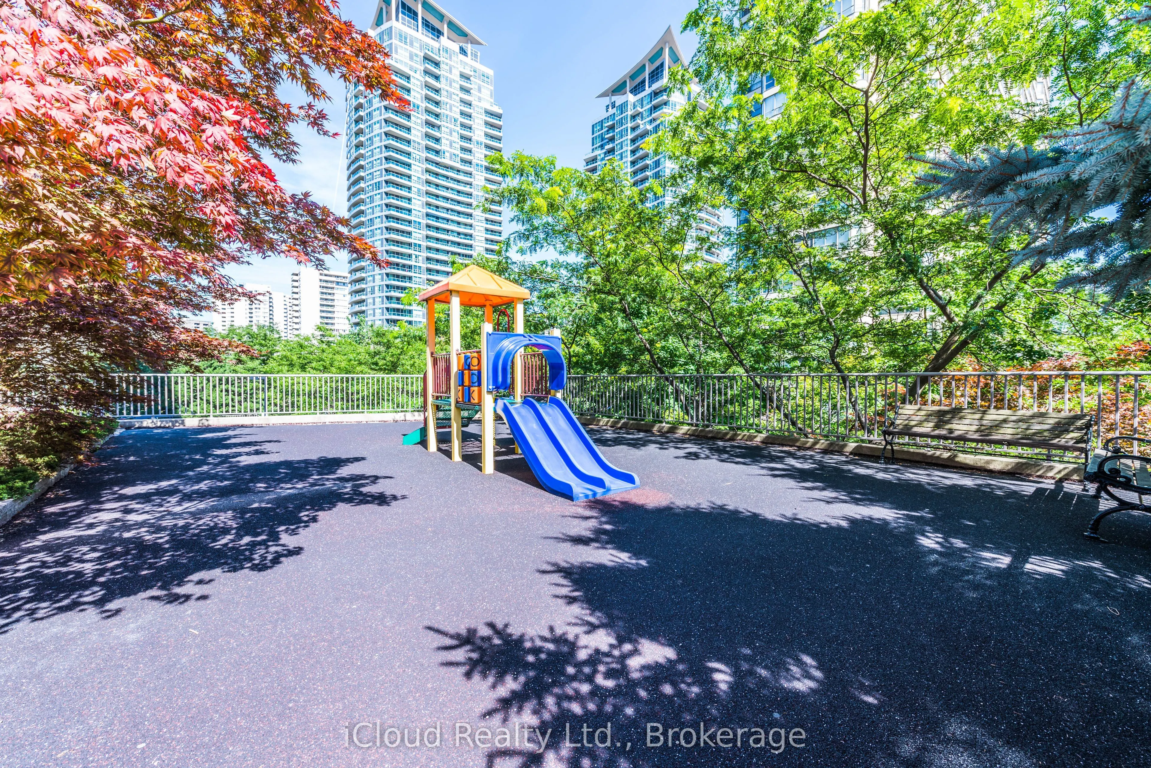 156 Enfield Place #1902