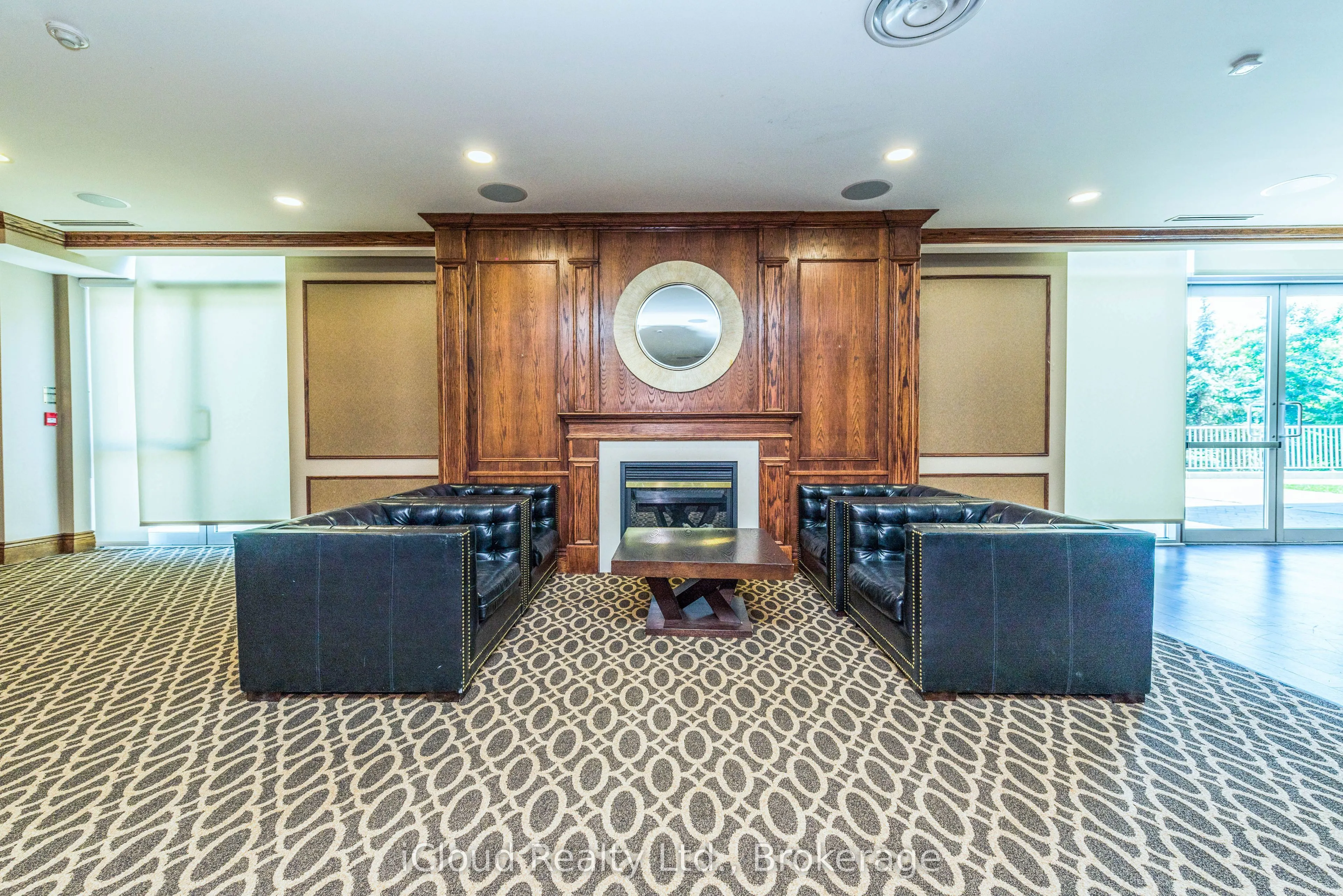 156 Enfield Place #1902