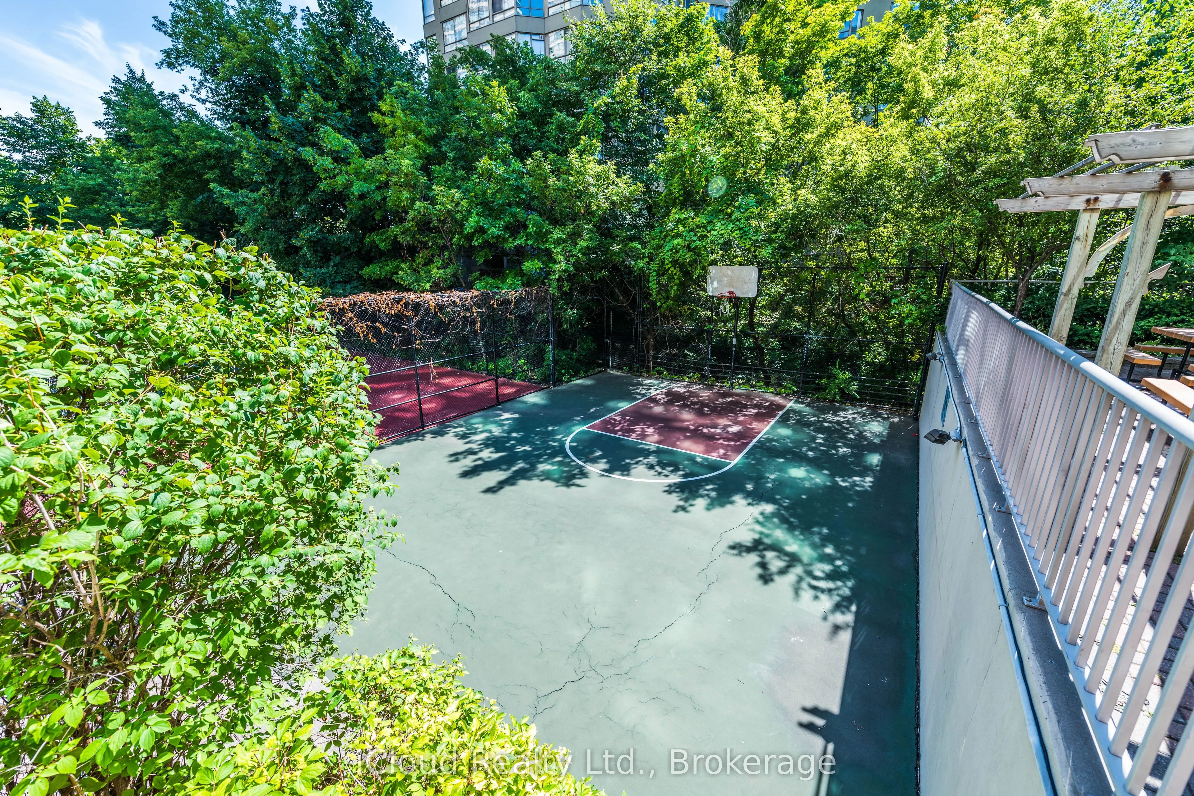 156 Enfield Place #1902