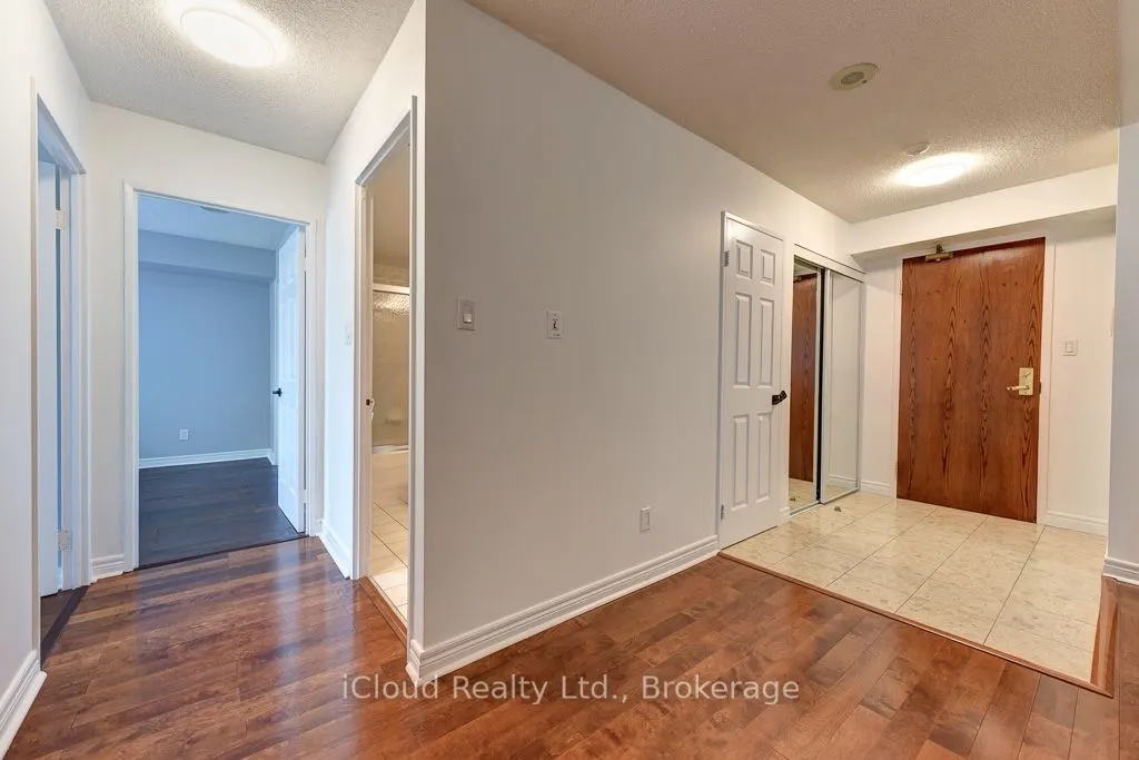 156 Enfield Place #1902
