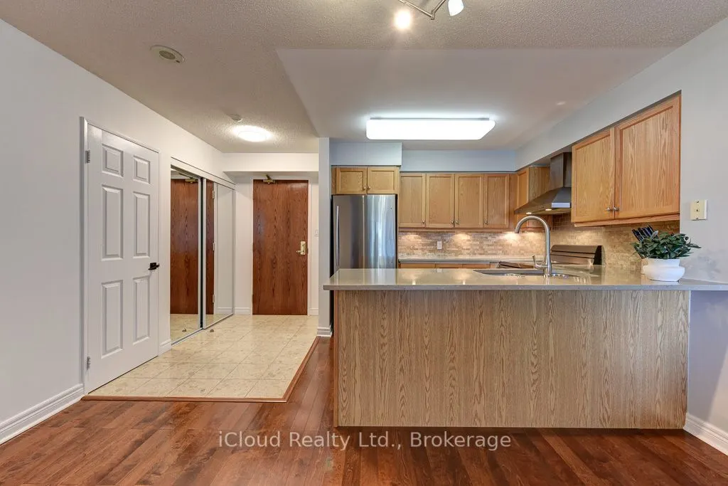 156 Enfield Place #1902