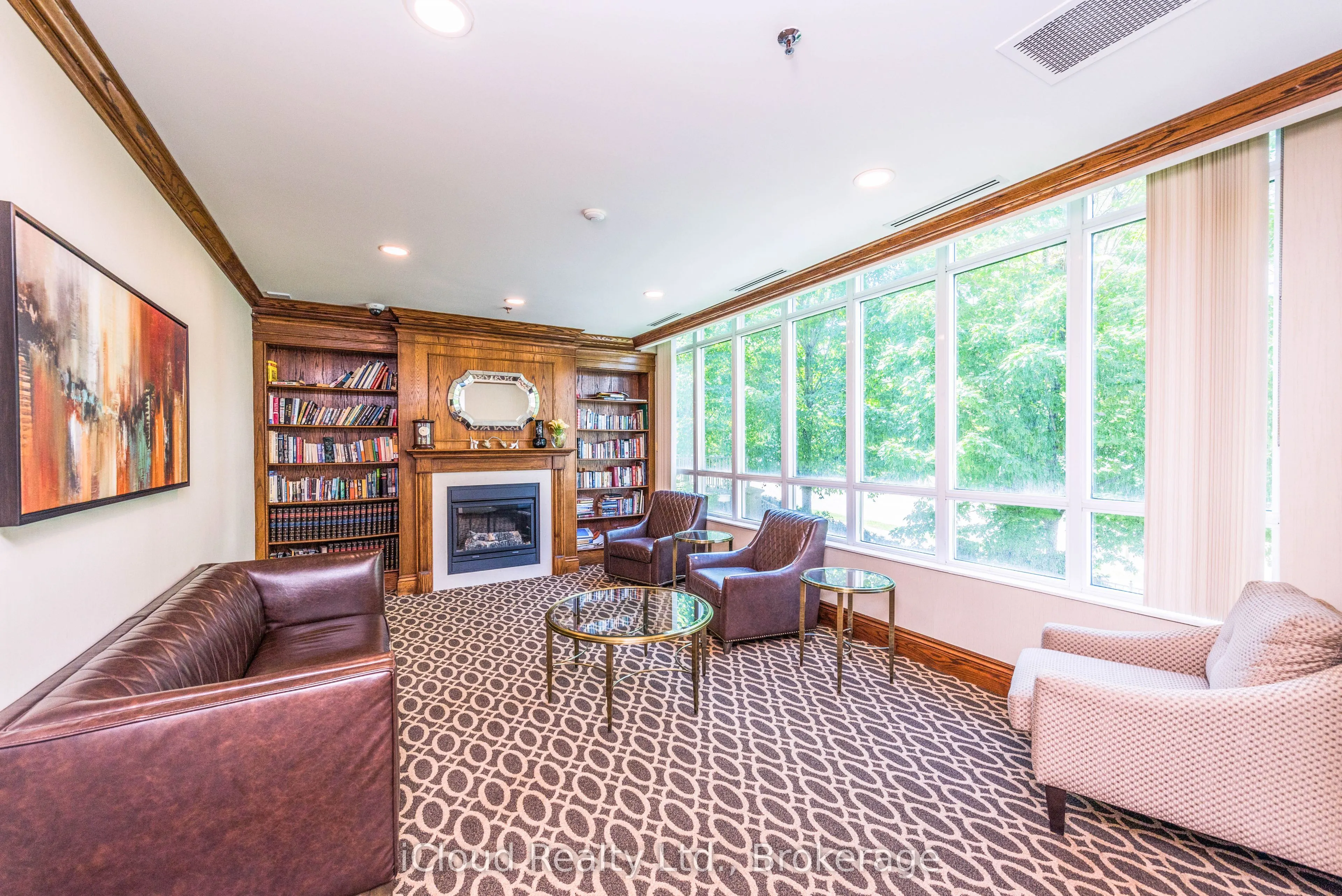 156 Enfield Place #1902