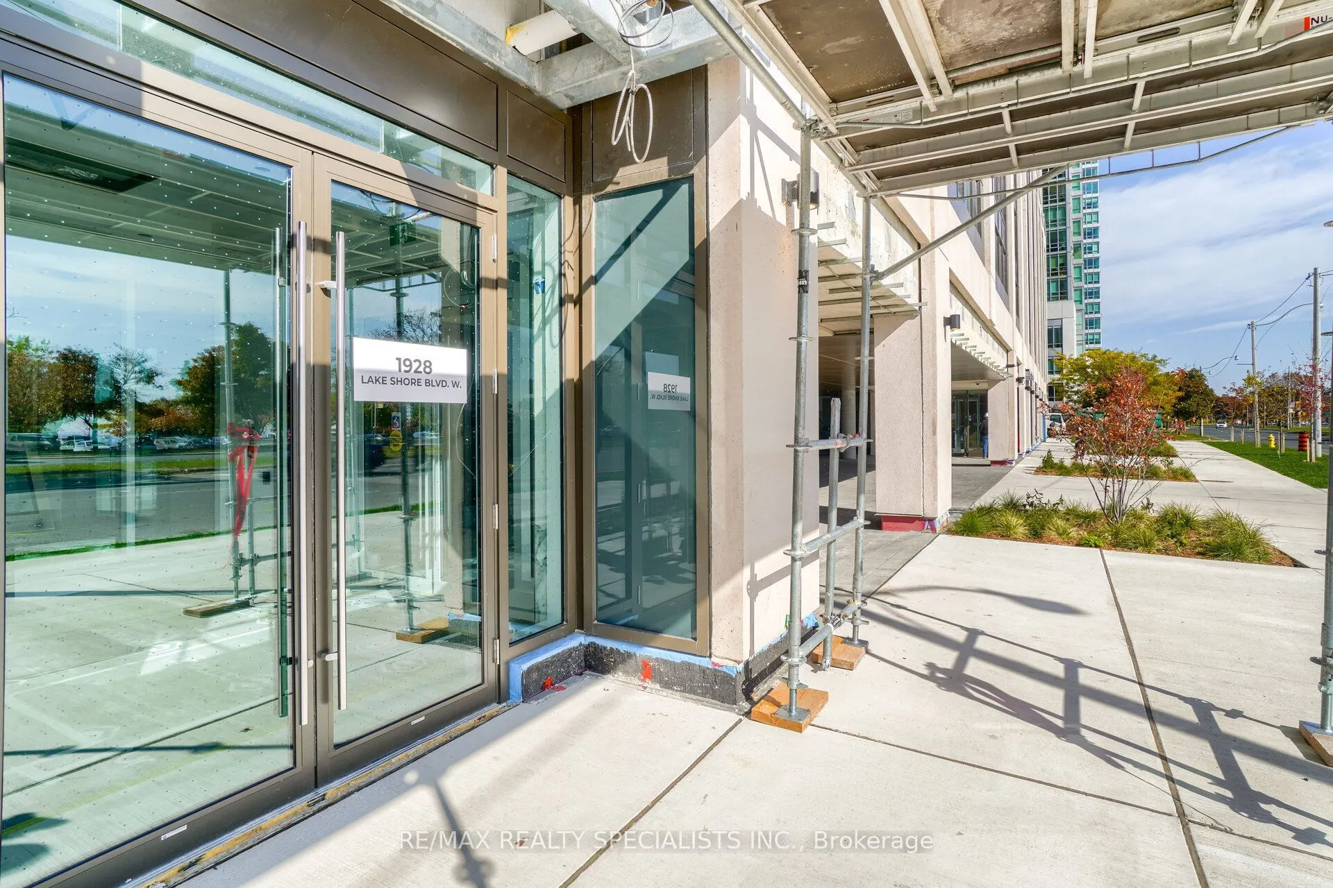 1926 Lake Shore Boulevard #2711