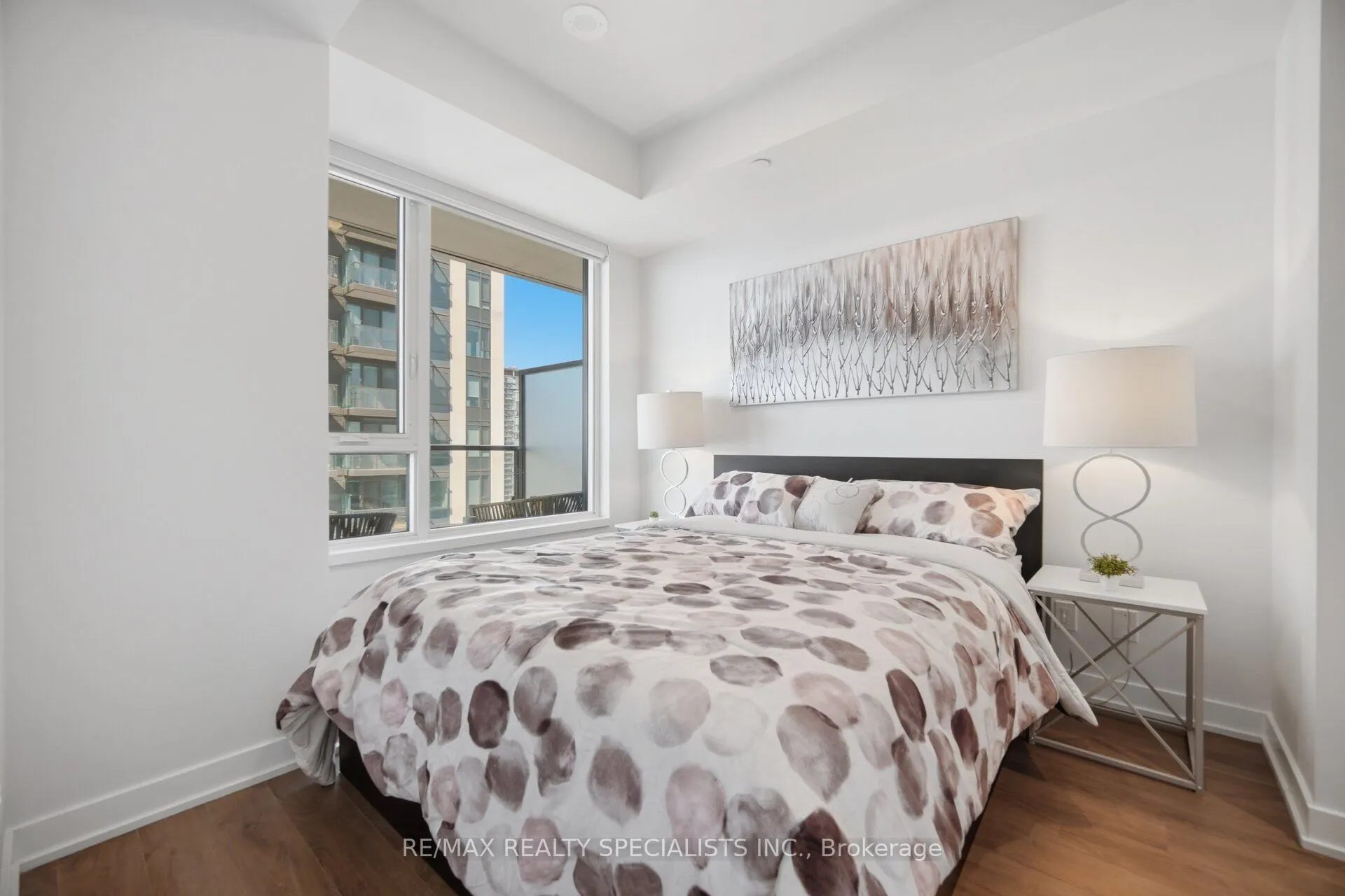 1926 Lake Shore Boulevard #2711