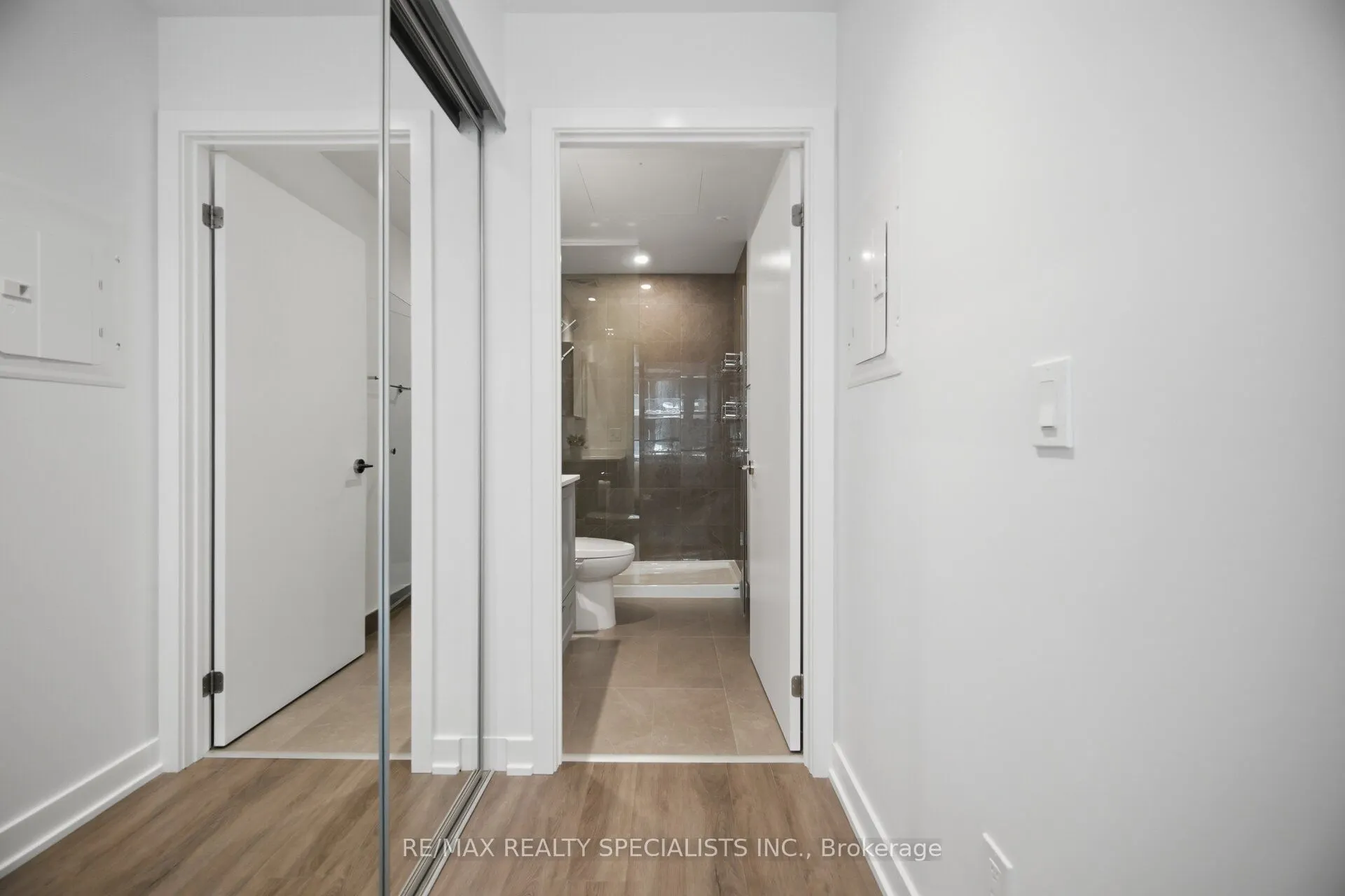 1926 Lake Shore Boulevard #2711