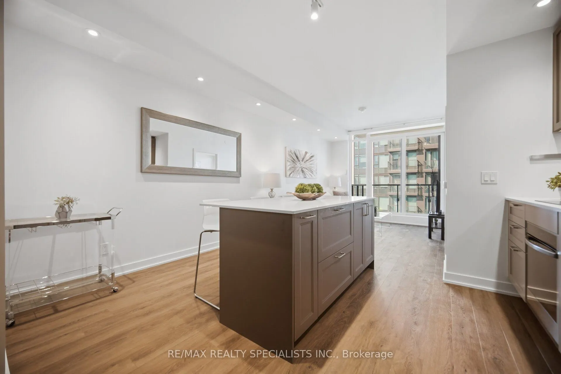 1926 Lake Shore Boulevard #2711