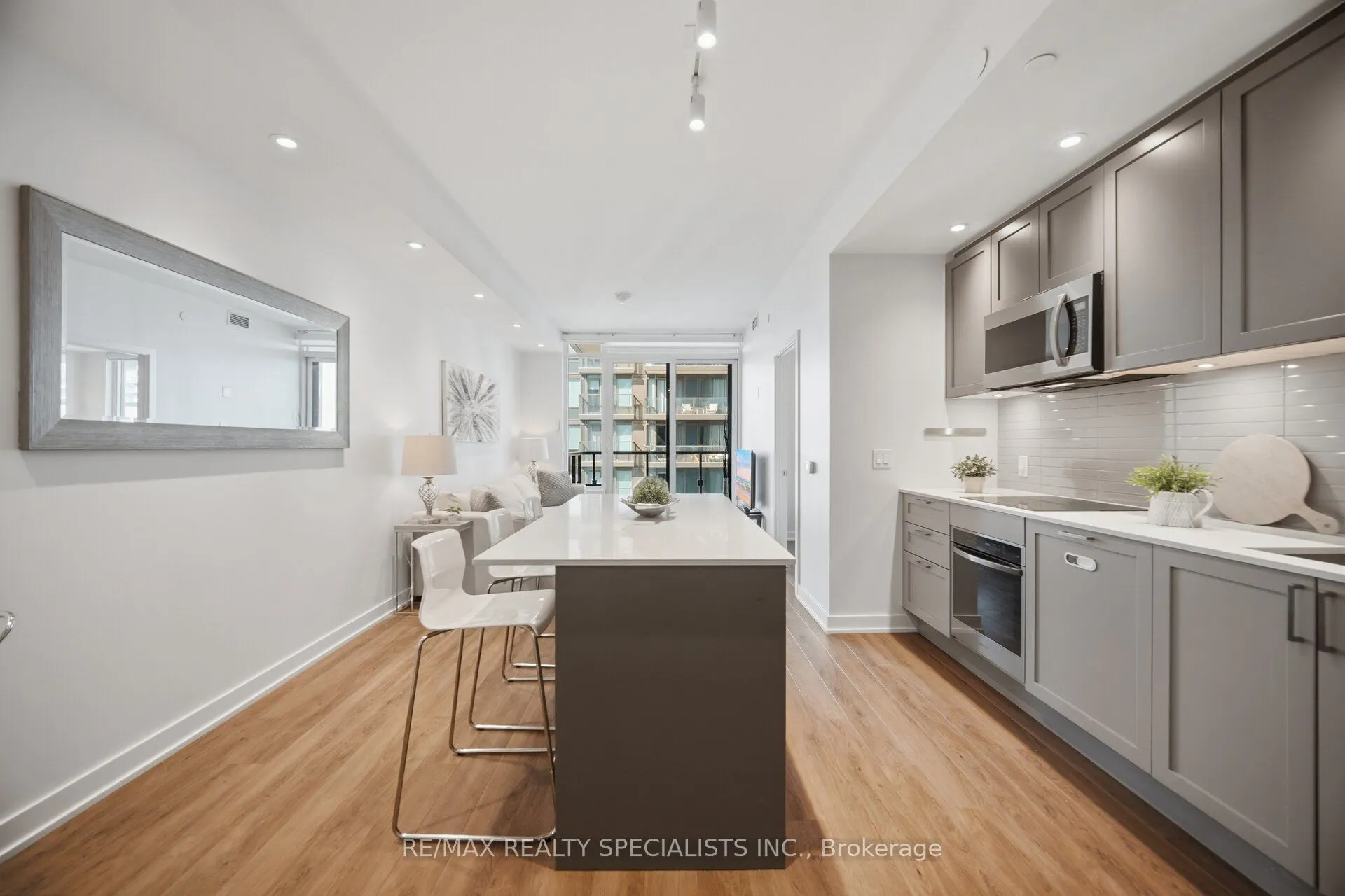 1926 Lake Shore Boulevard #2711
