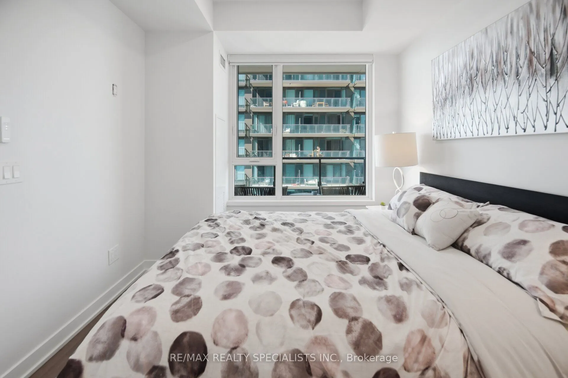 1926 Lake Shore Boulevard #2711