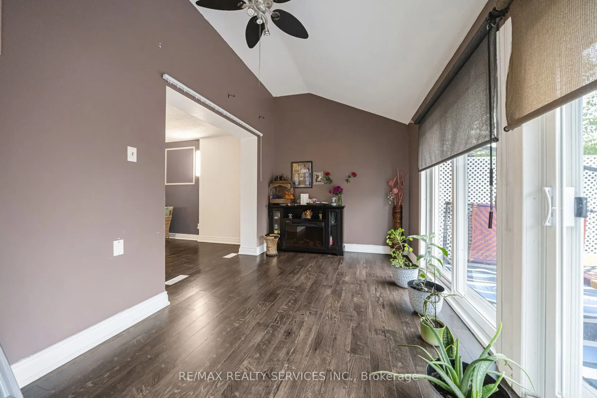 3 Grand Valley Drive