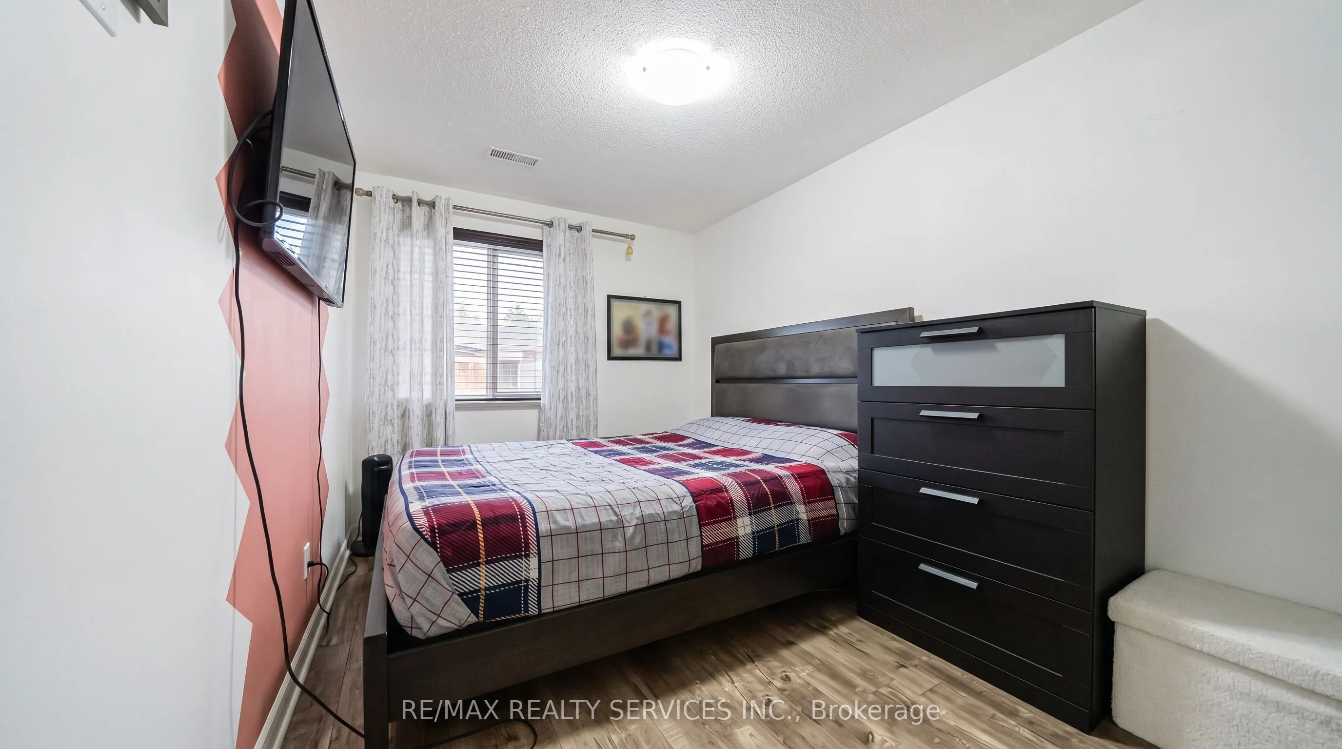 3 Grand Valley Drive
