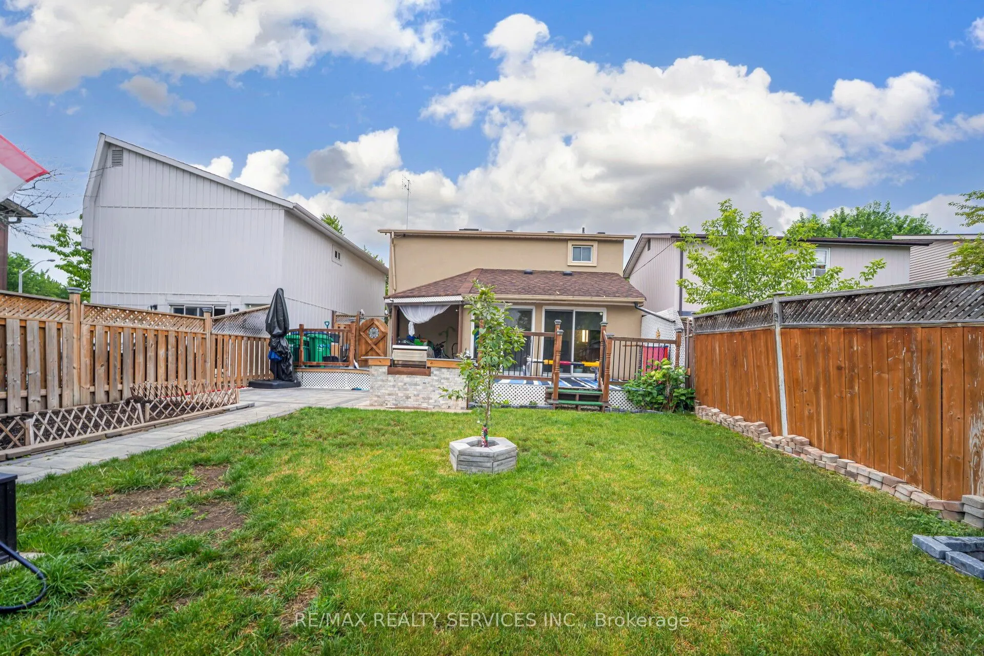 3 Grand Valley Drive