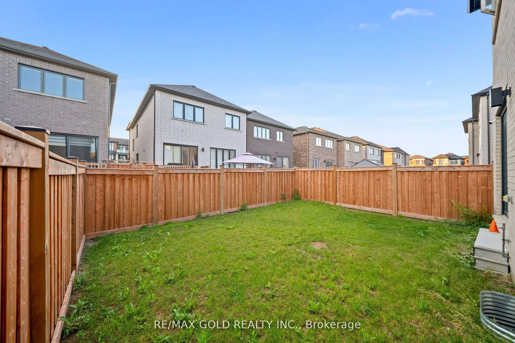 26 Del Grappa Street