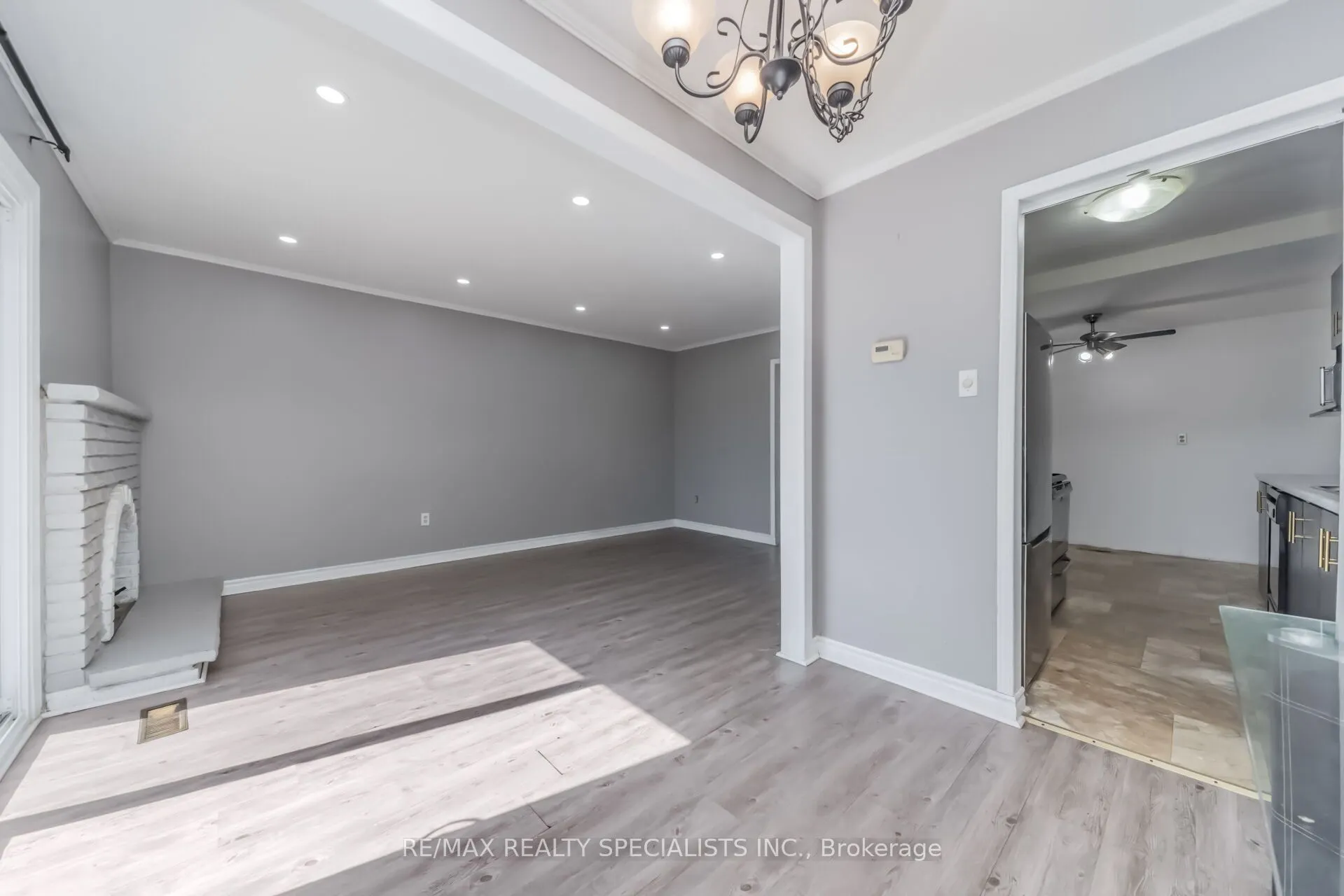 33 Greenwich Circle #33