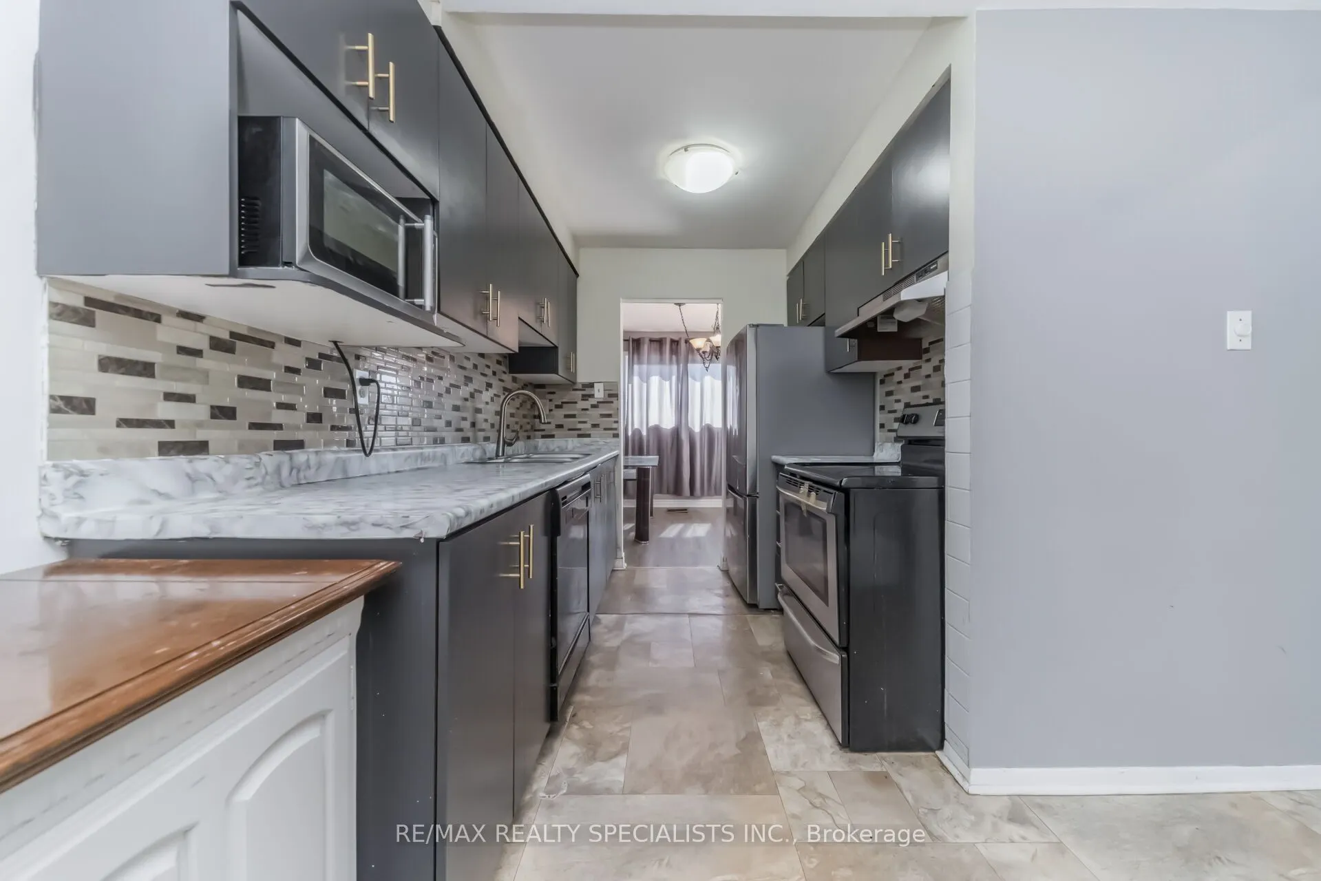 33 Greenwich Circle #33