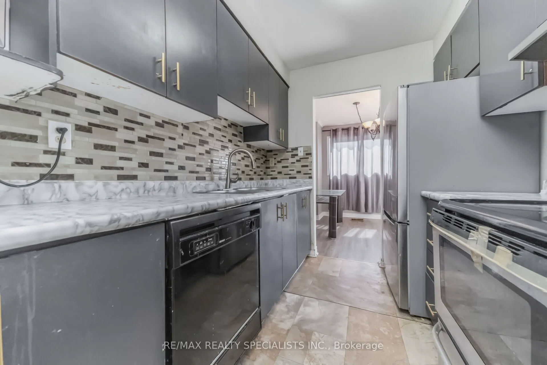 33 Greenwich Circle #33