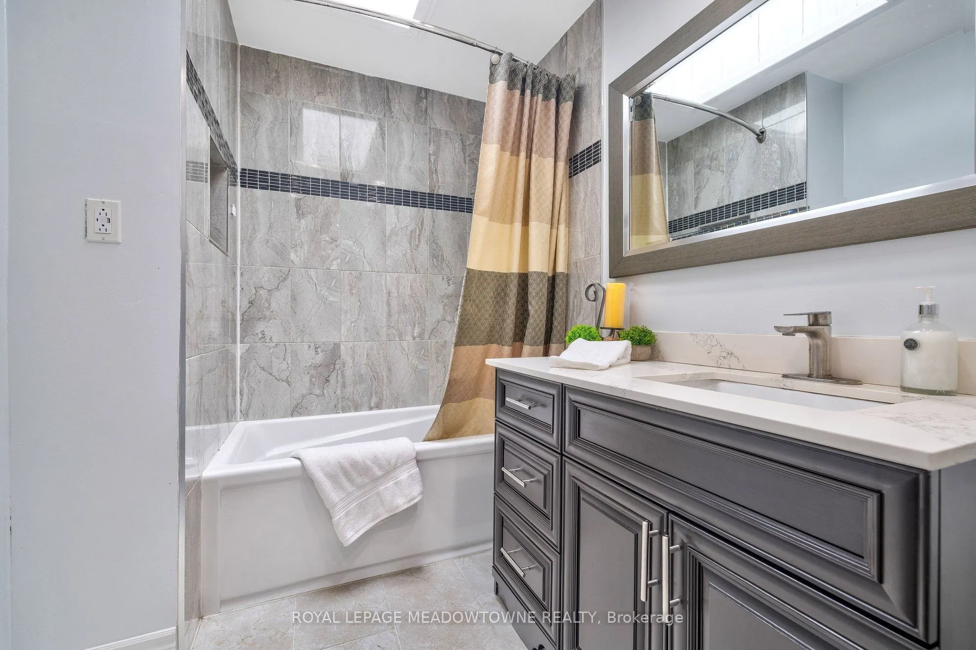 46 Hewson Crescent