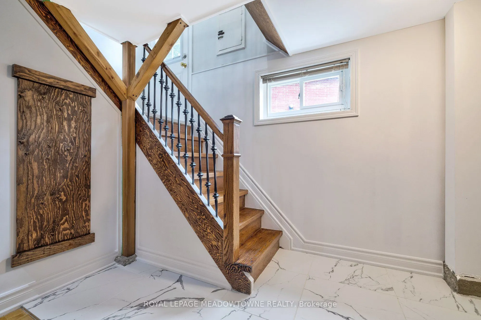 46 Hewson Crescent