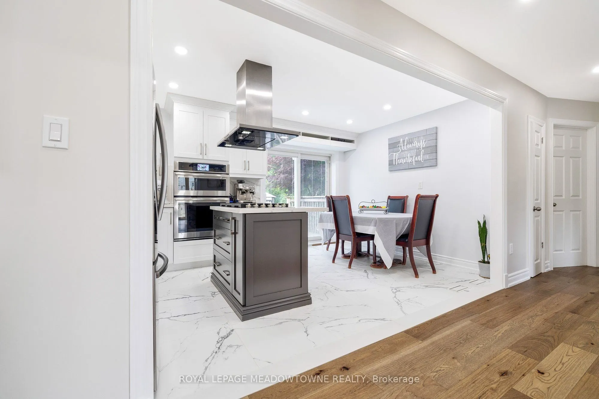 46 Hewson Crescent