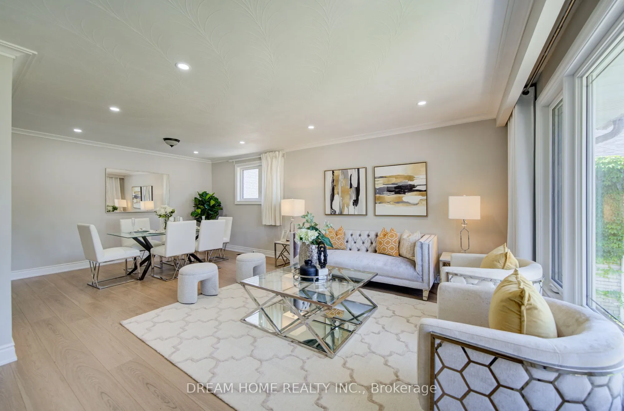 1323 Shamir Crescent