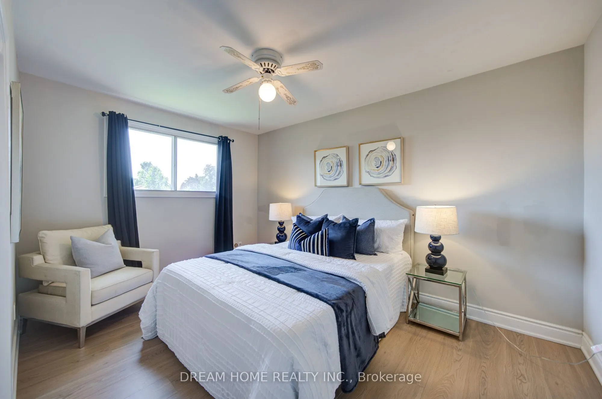 1323 Shamir Crescent