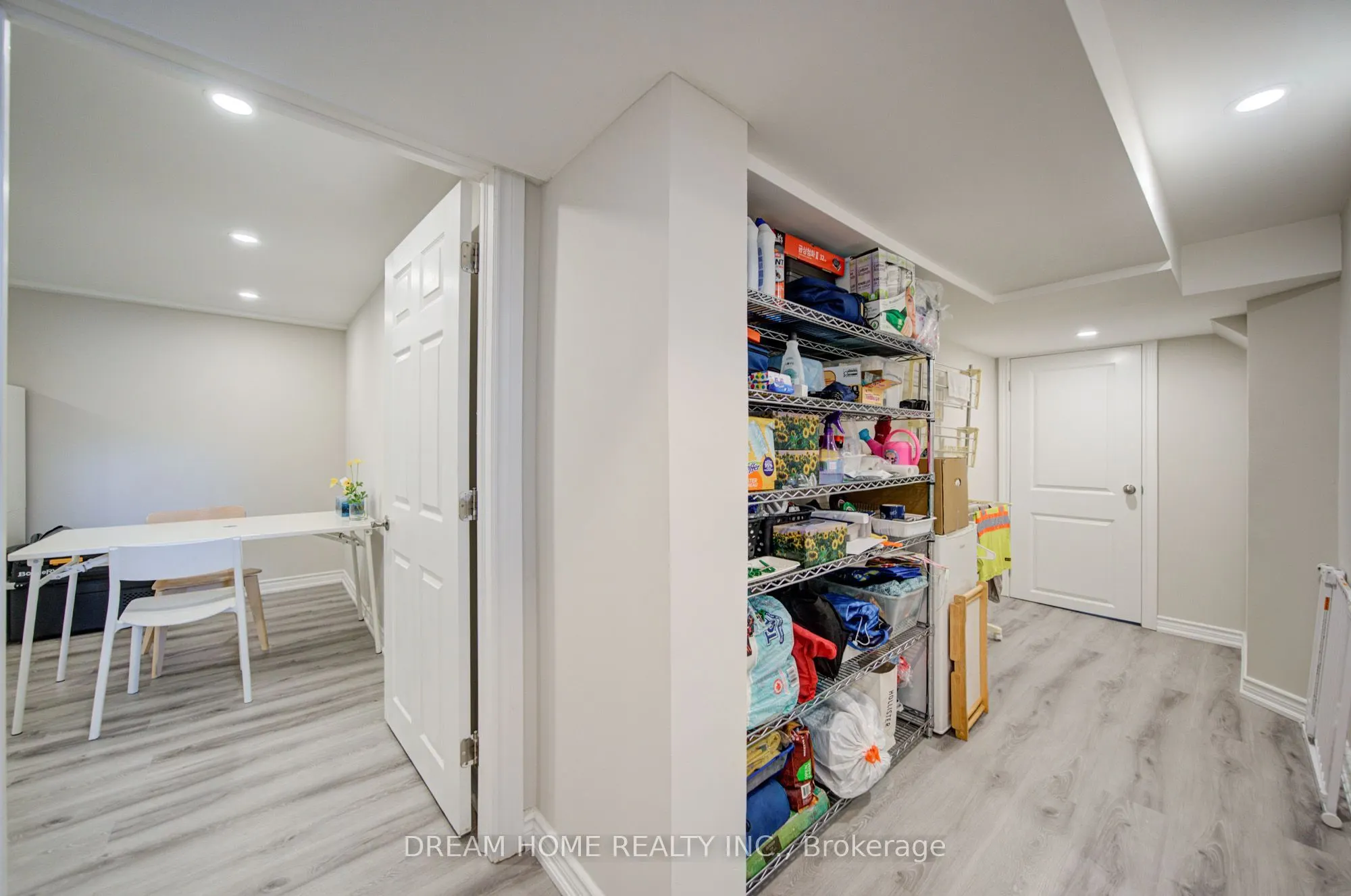 1323 Shamir Crescent