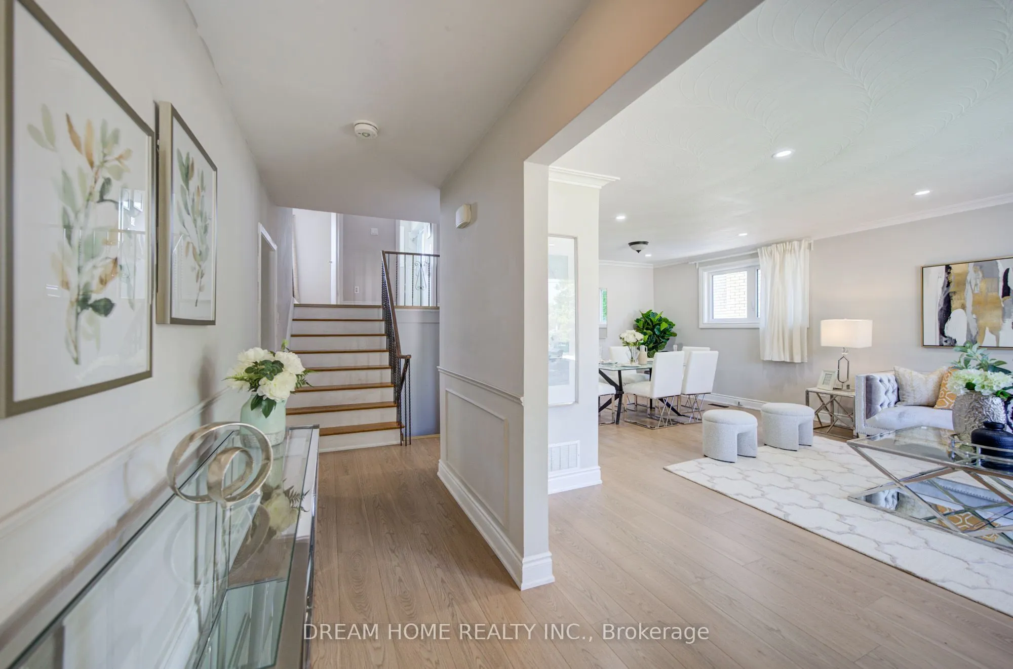 1323 Shamir Crescent