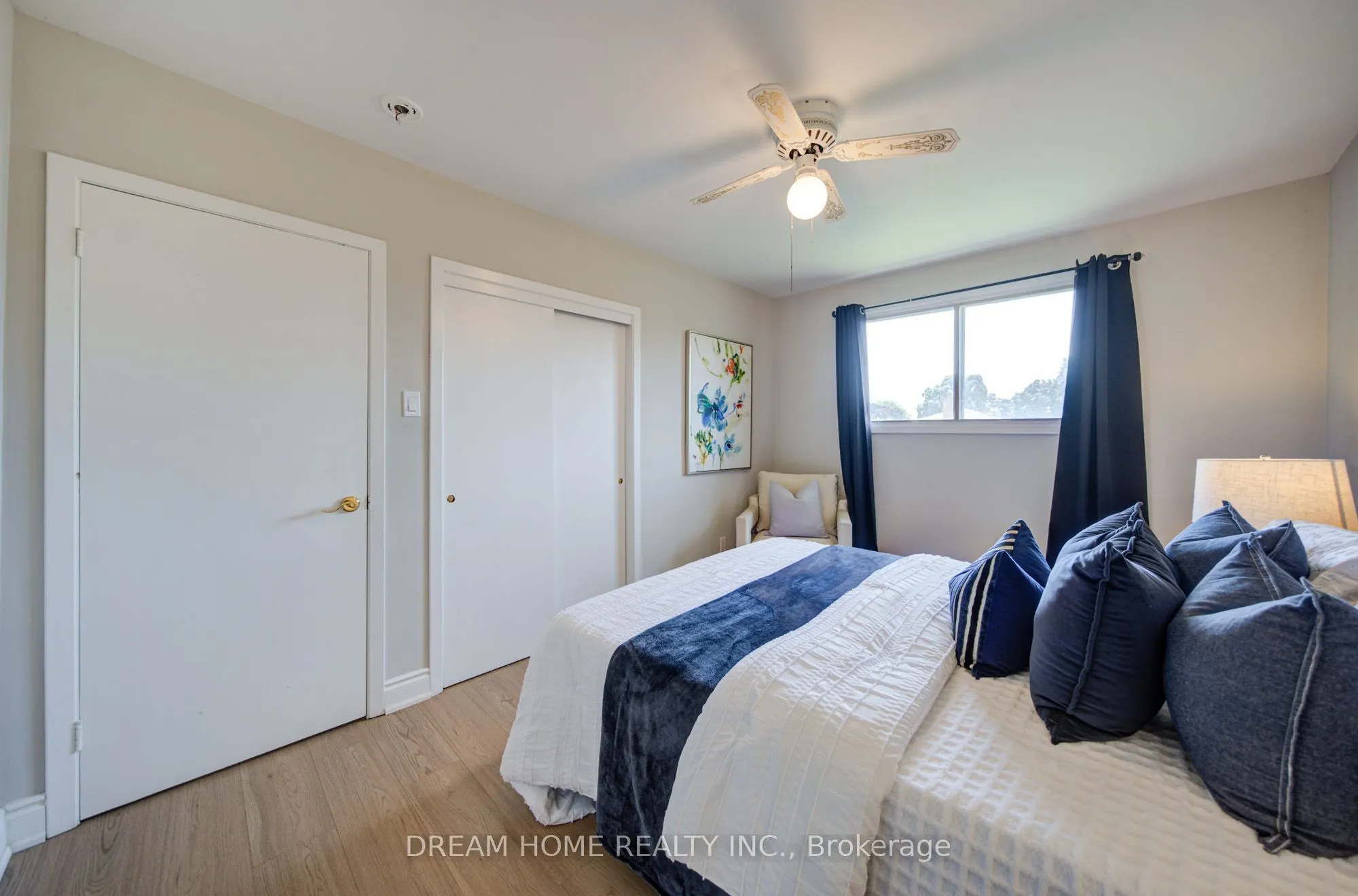 1323 Shamir Crescent