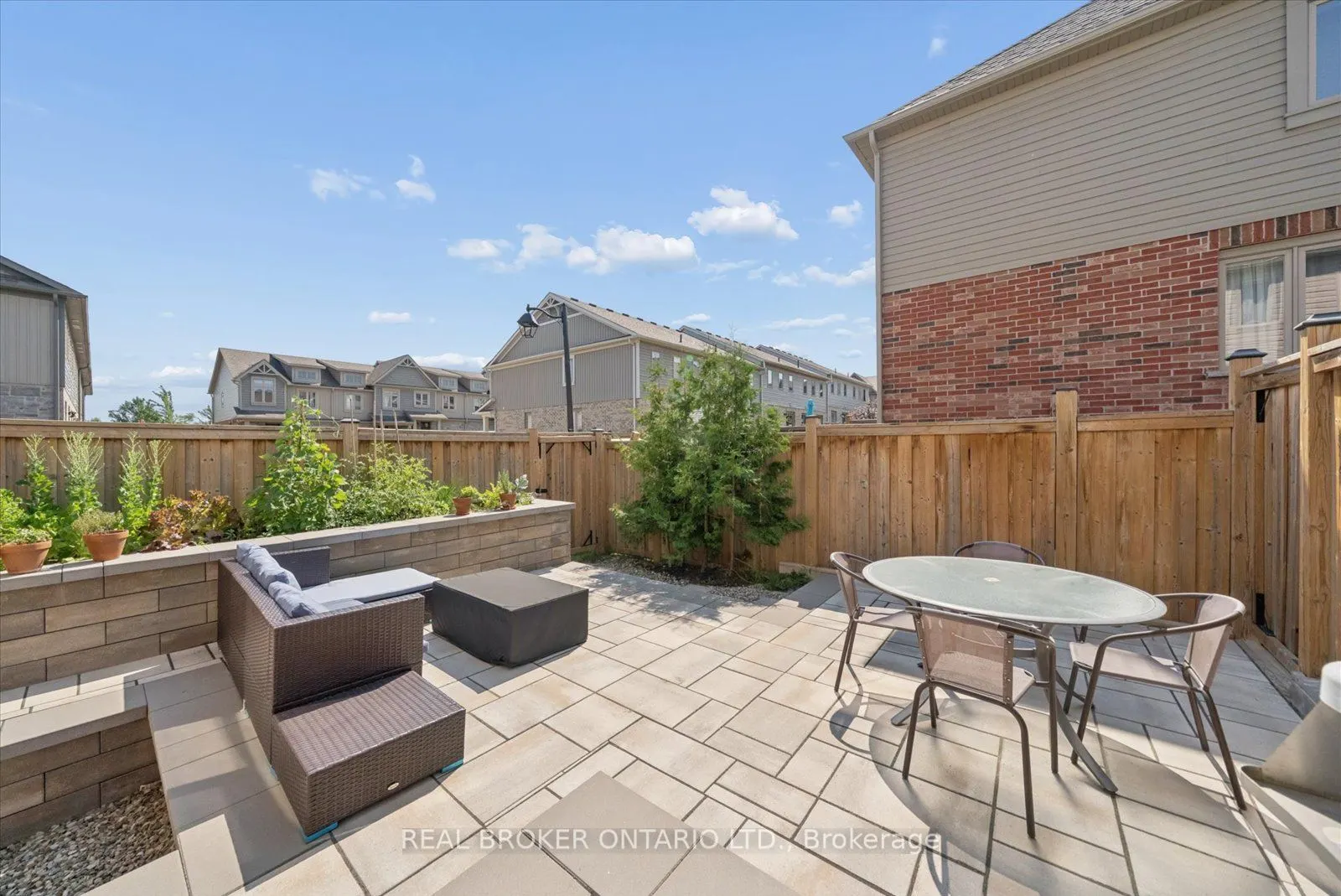 126 Parkinson Crescent
