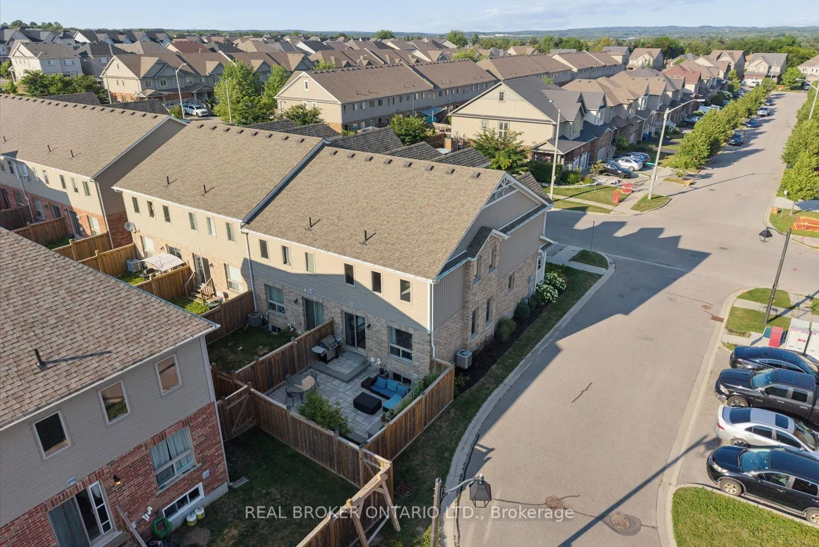 126 Parkinson Crescent