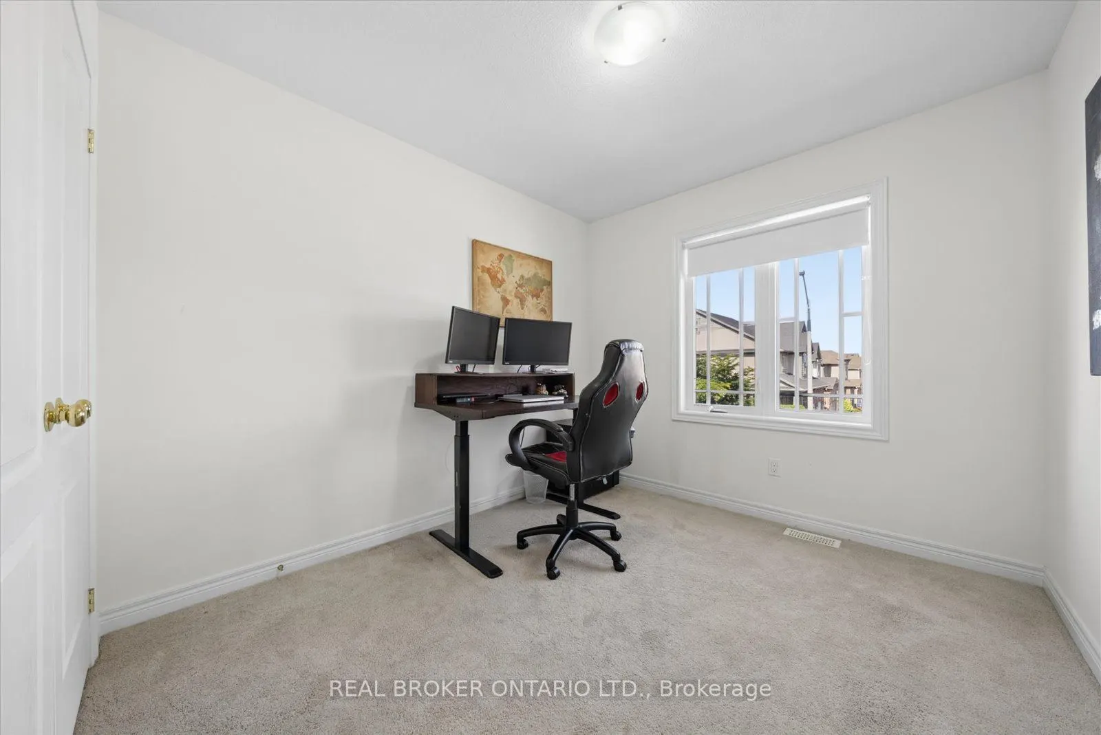 126 Parkinson Crescent