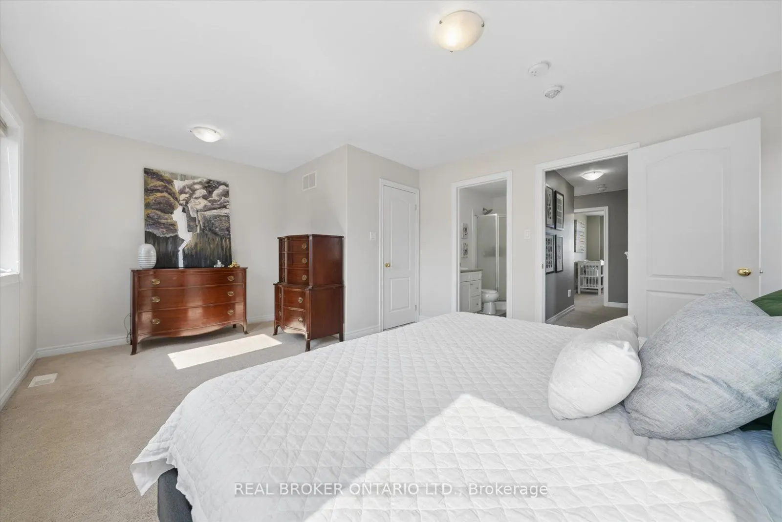 126 Parkinson Crescent