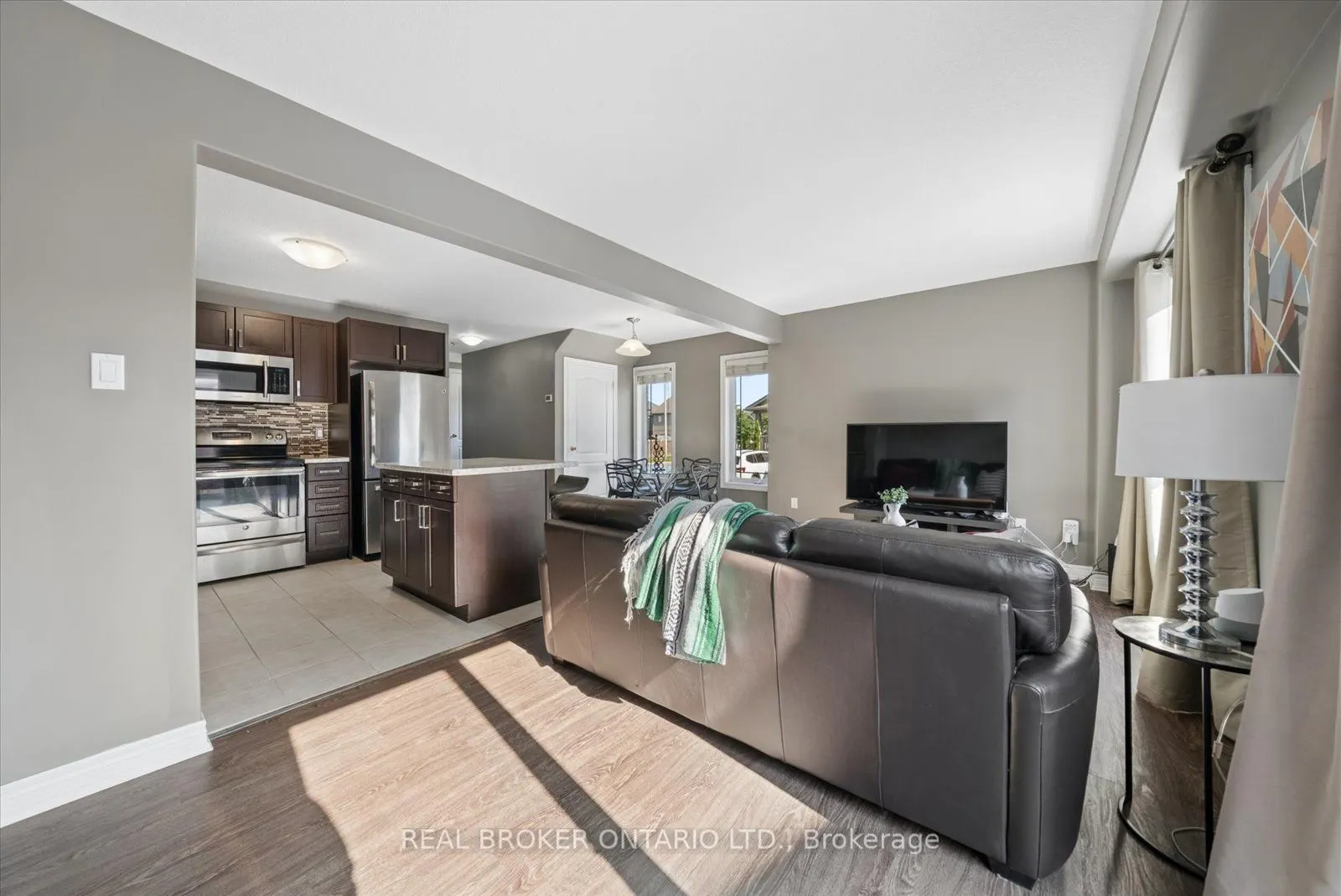 126 Parkinson Crescent