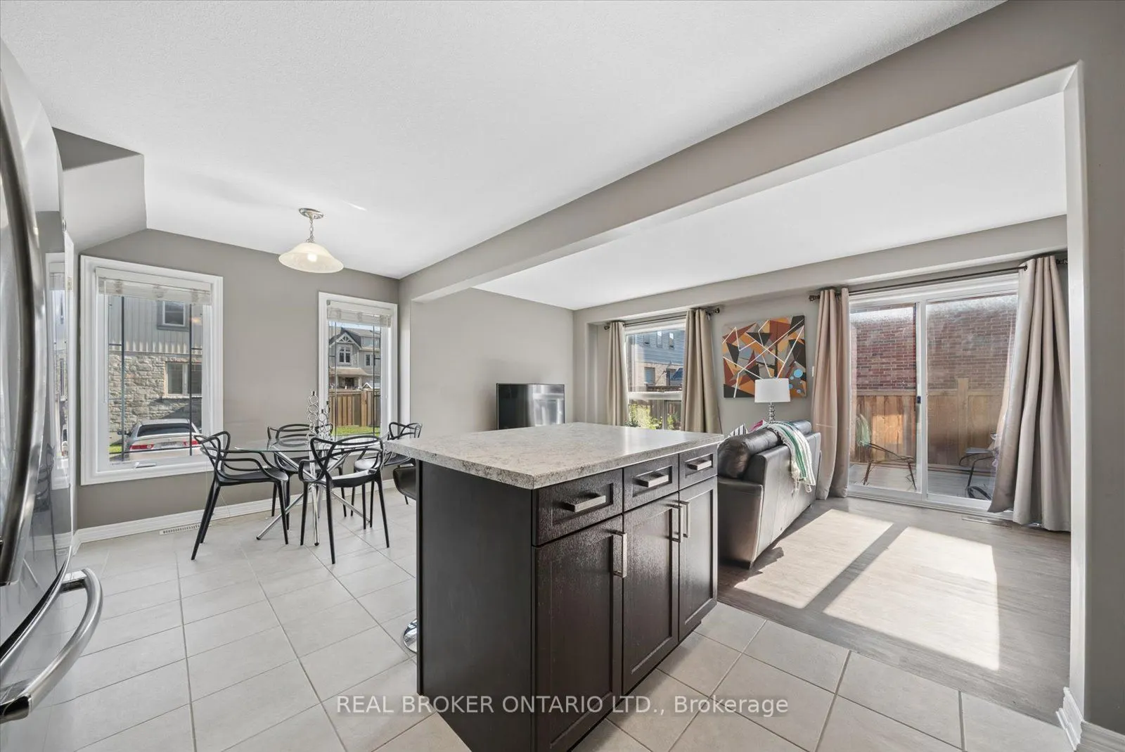 126 Parkinson Crescent