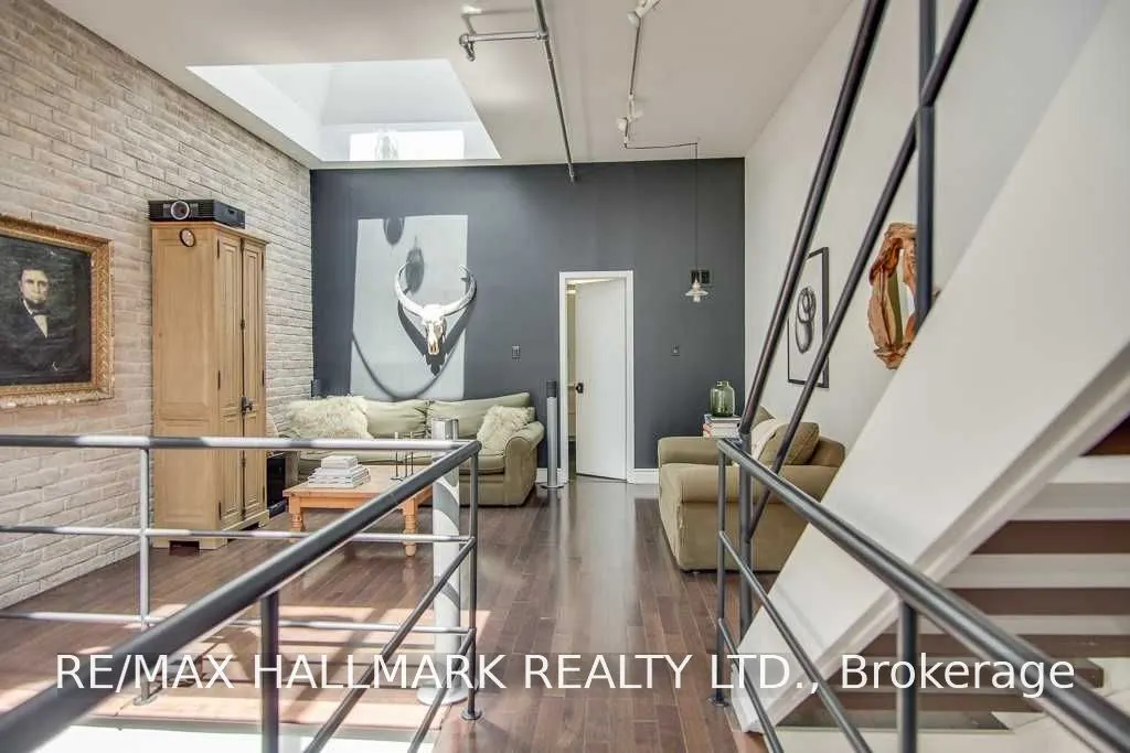 6 Bartlett Avenue #7