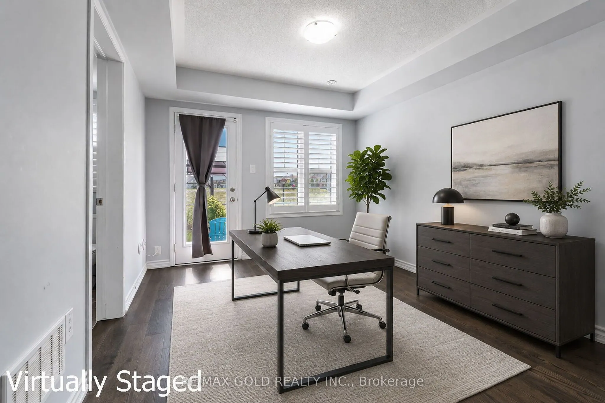 98 Bannister Crescent