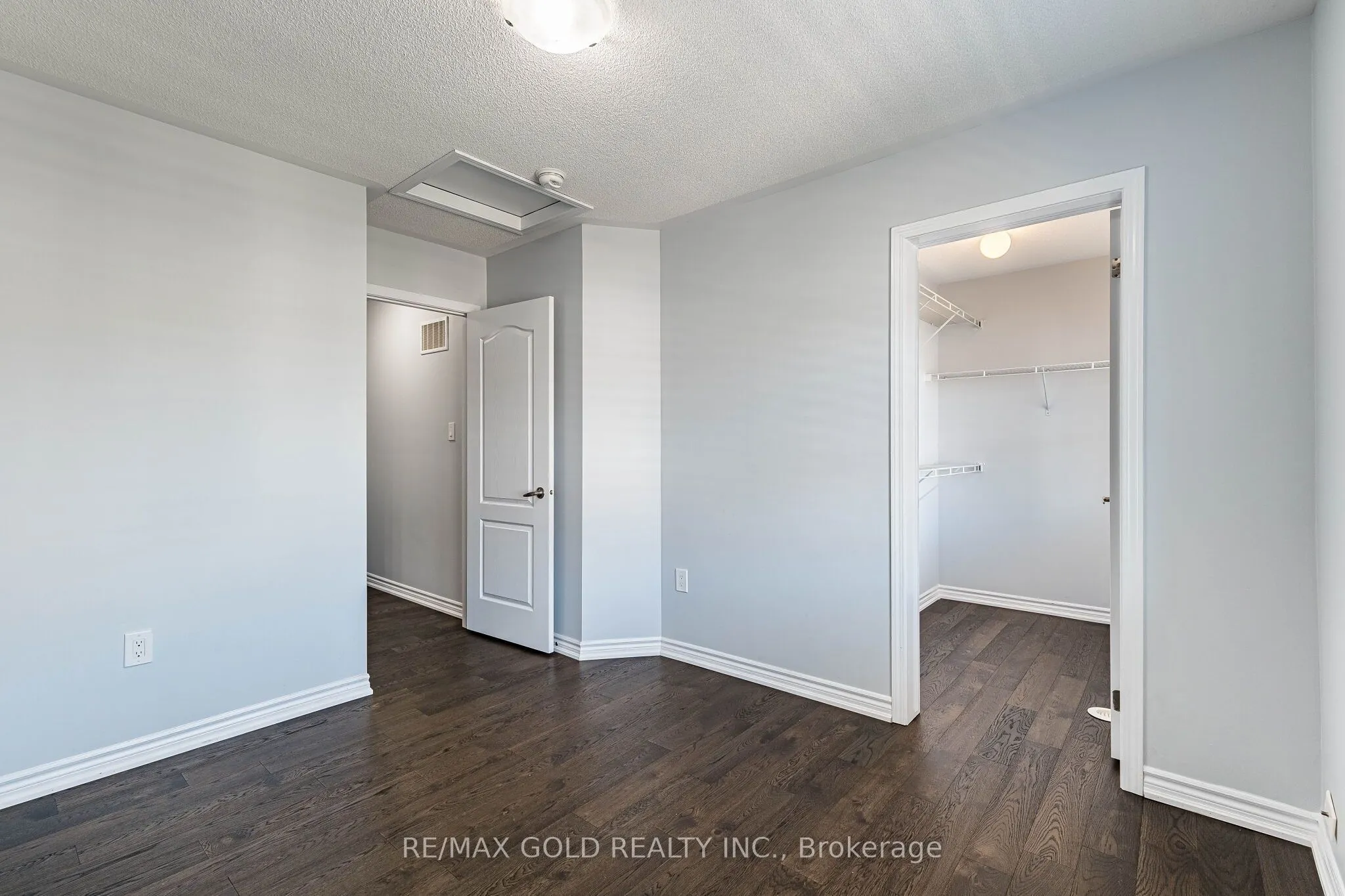 98 Bannister Crescent