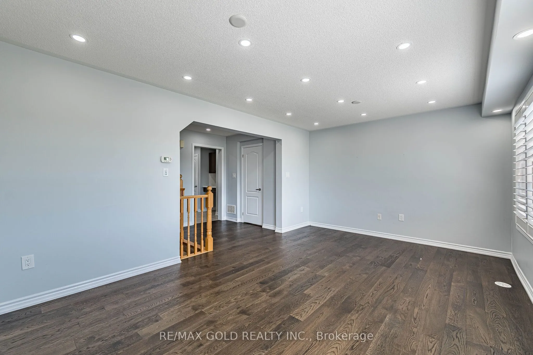 98 Bannister Crescent