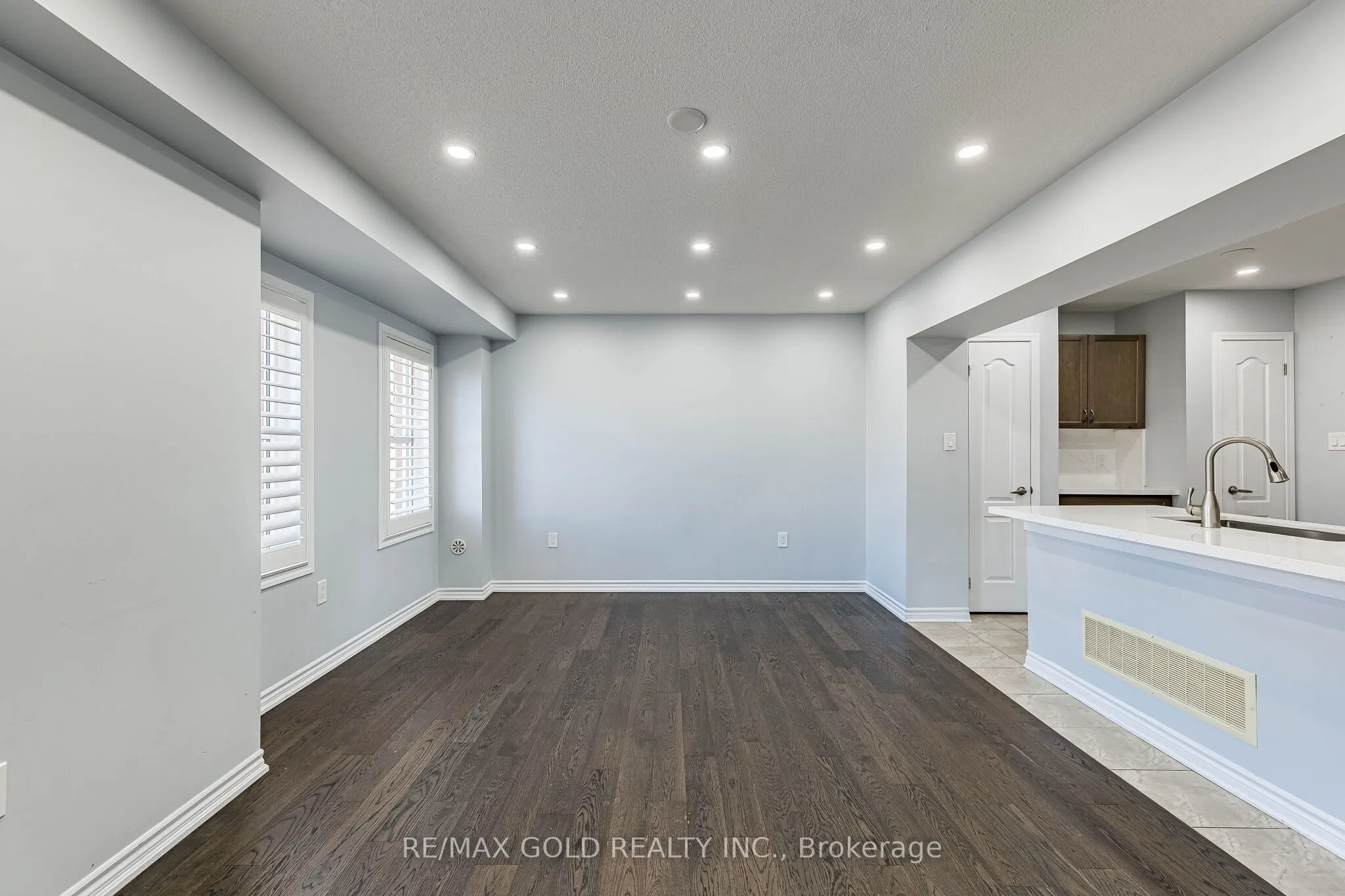 98 Bannister Crescent