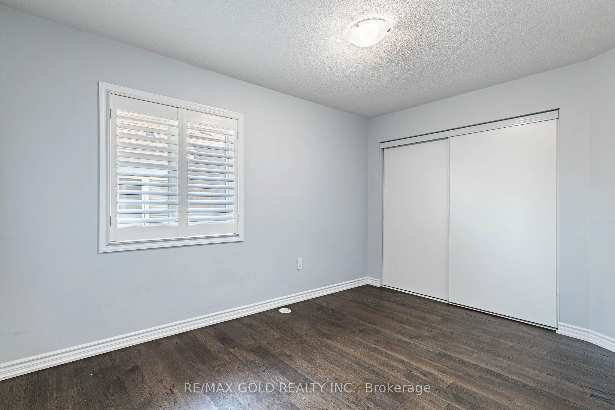 98 Bannister Crescent