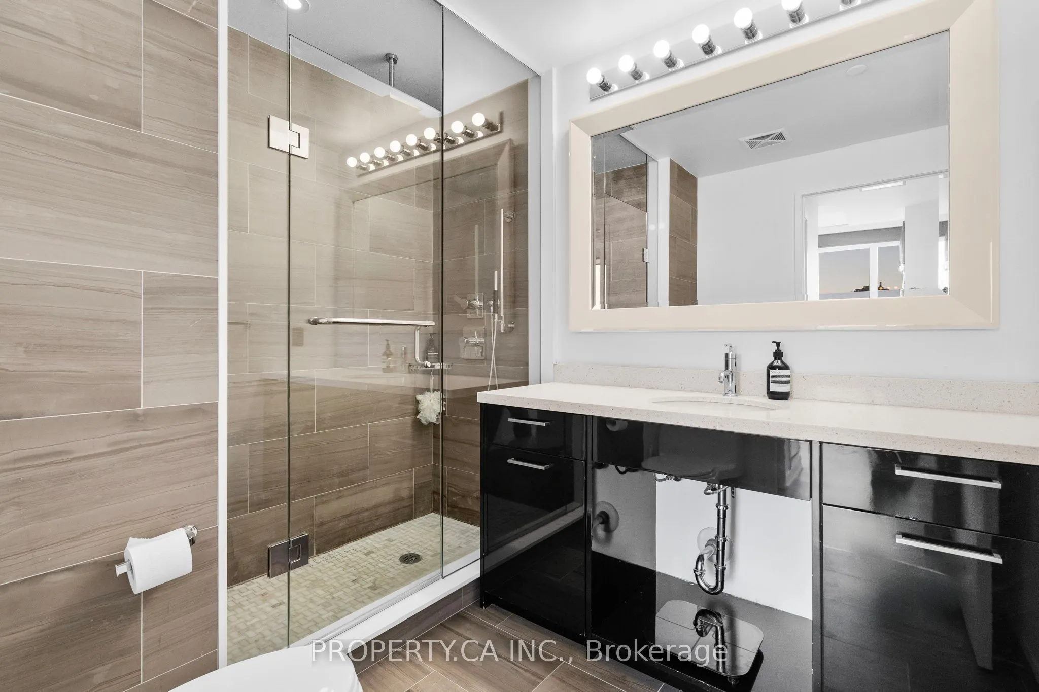 90 Park Lawn Road #1211