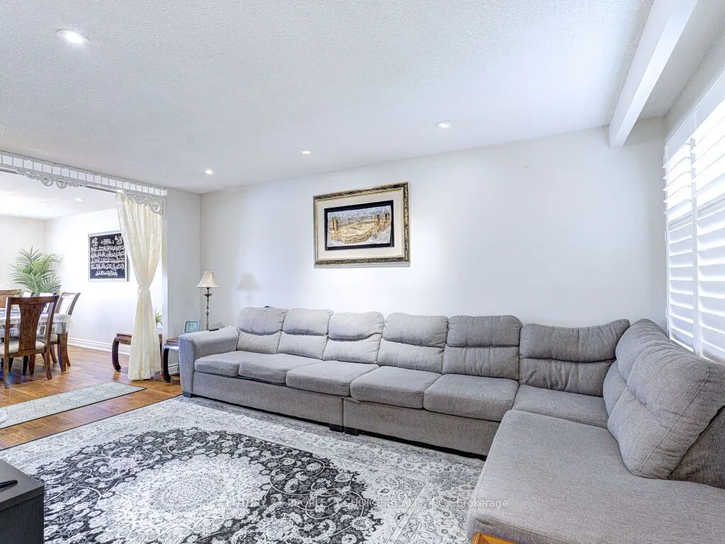 103 Whitchurch Mews