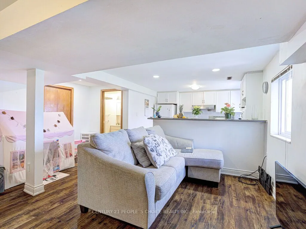 103 Whitchurch Mews