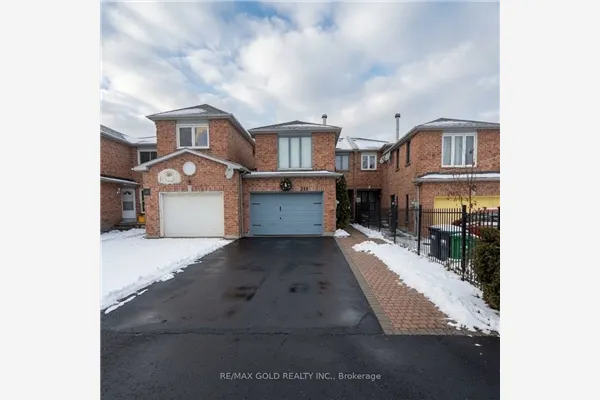 711 Ashprior Avenue