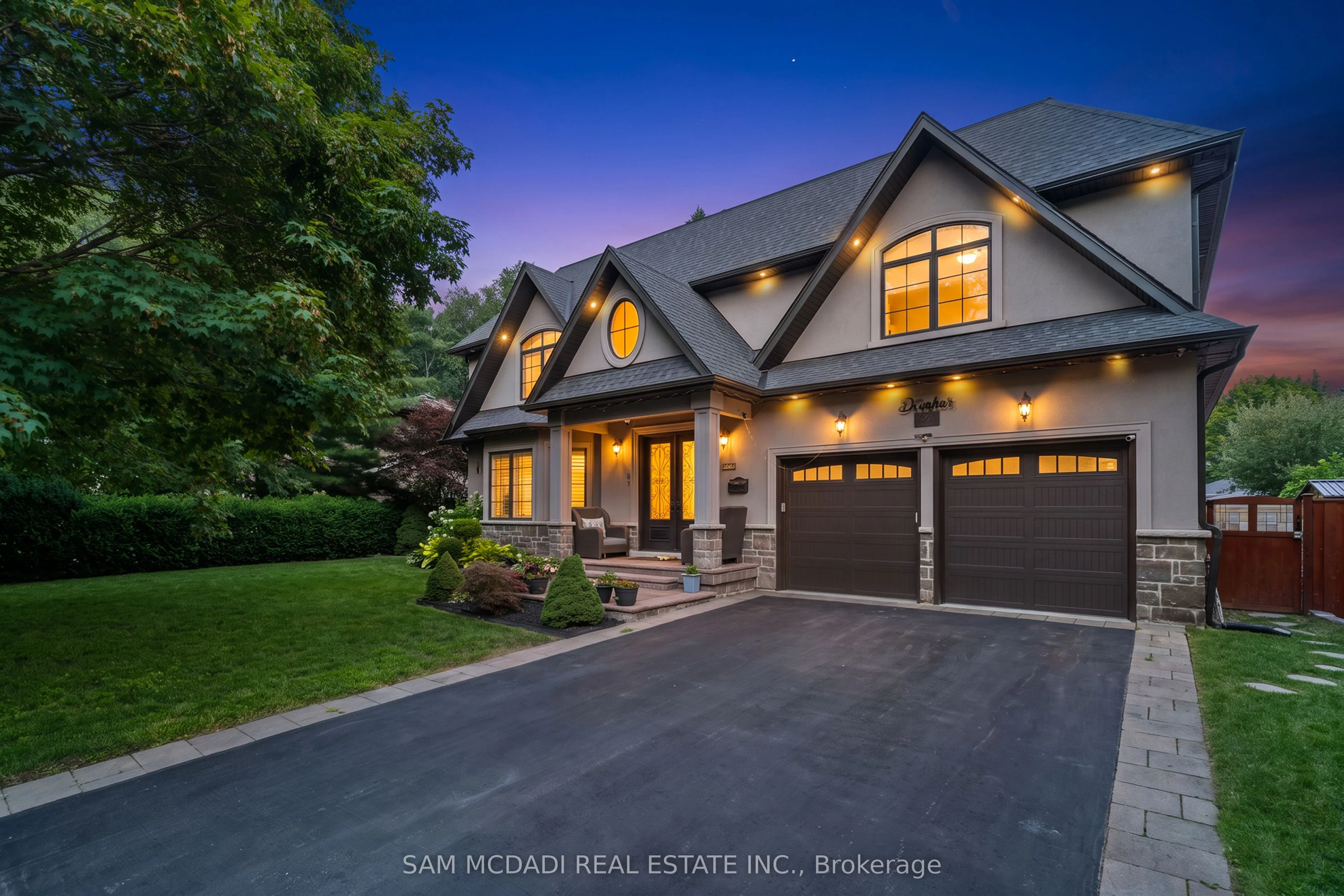 834 Edistel Crescent