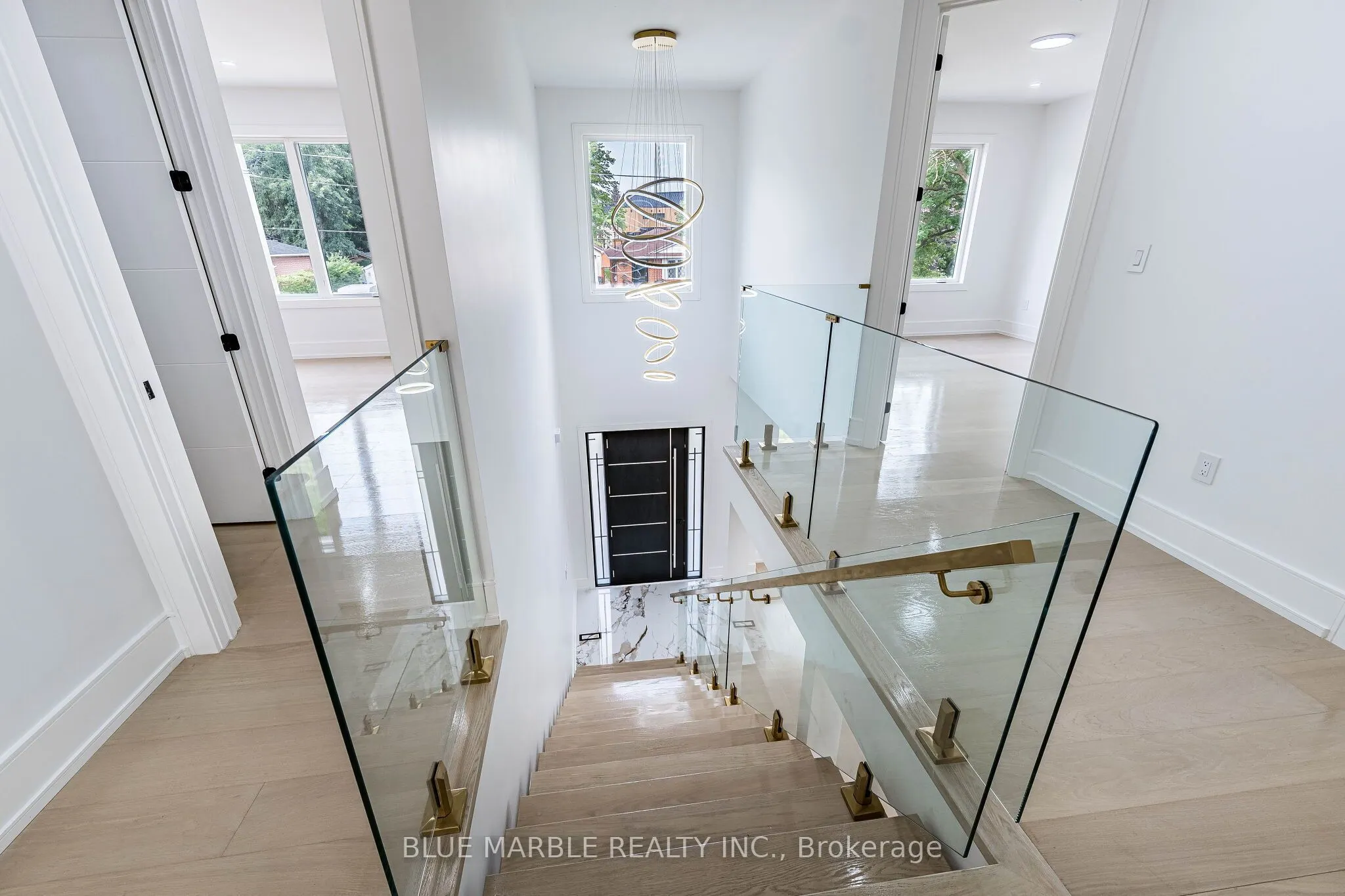 320 Kingsleigh Court